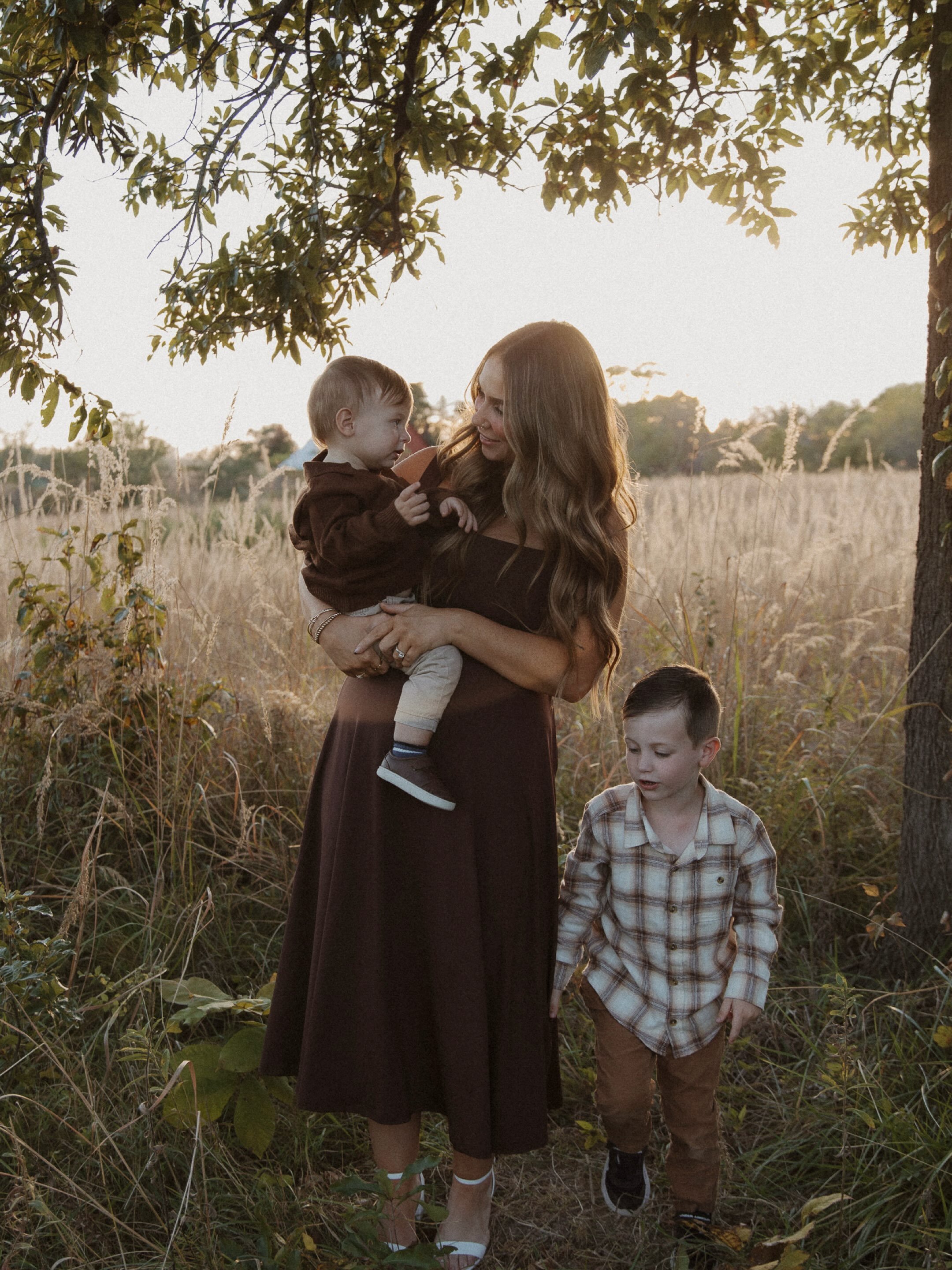 Spending time with the Walker fam last night in dare I say PRIMO fall weather. I have been so ready all year for these chilly little days, I promise you fall feels like MY new year. Time to reset, breathe deep, clean, open the windows (literally and 