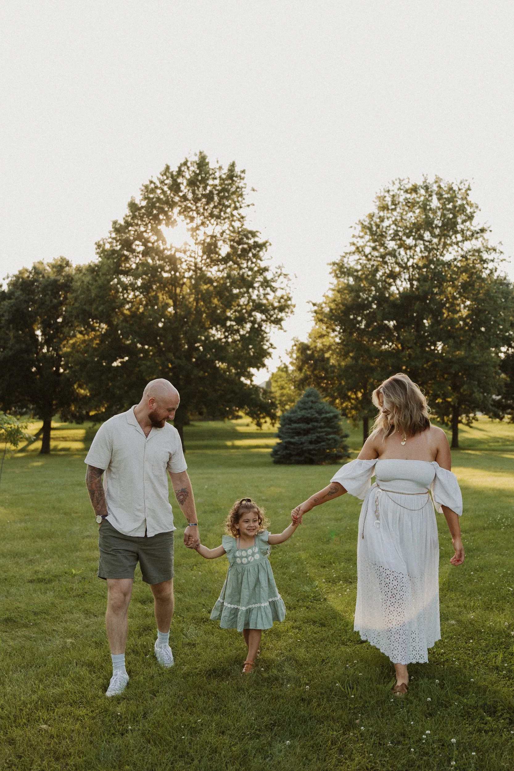 winan-family-golden-hour-web-3.jpg