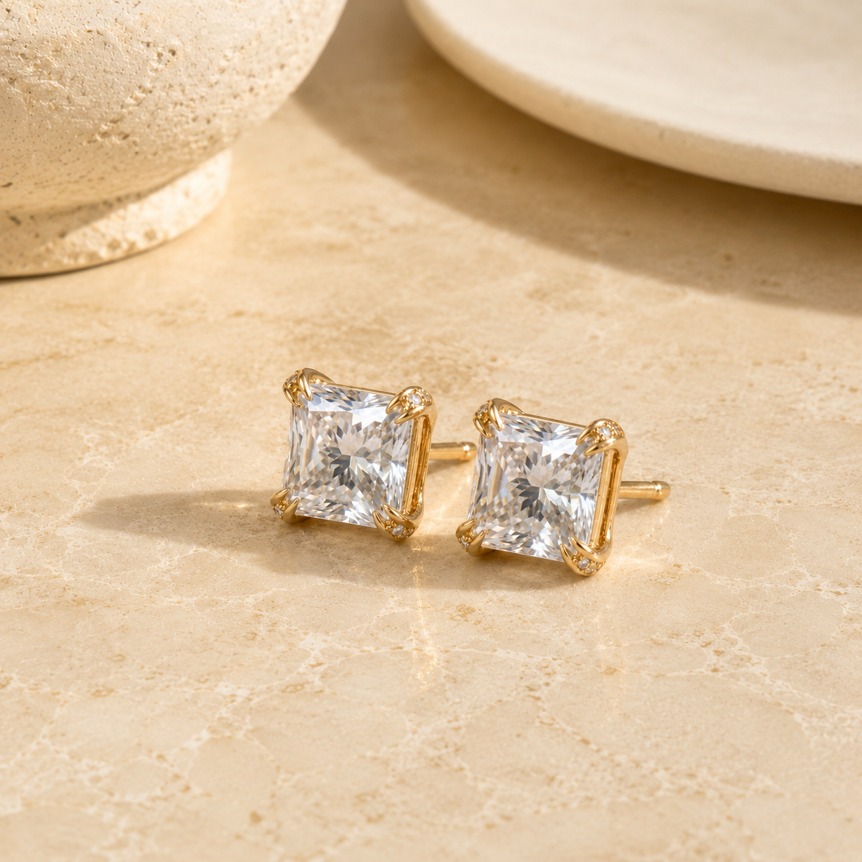 The Princess Studs
18K yellow gold
From HK$XX,XXX