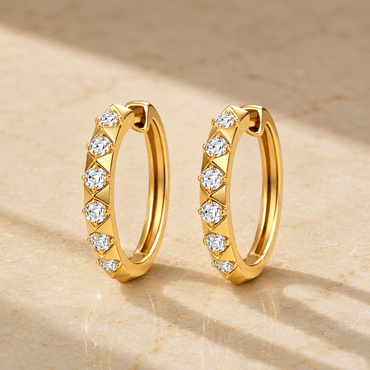 The Pyramid Earrings
18K yellow gold
From HK$XX,XXX