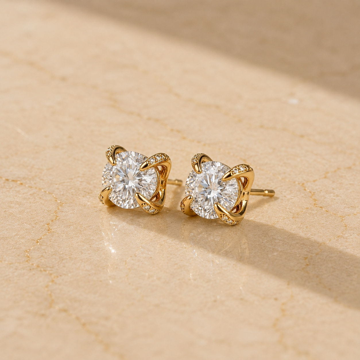 The Round Studs
18K yellow gold
From HK$XX,XXX