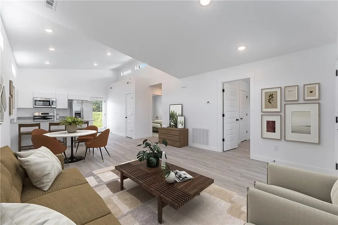 Buyer Side
1021 READING RAILROAD, BENTONVILLE