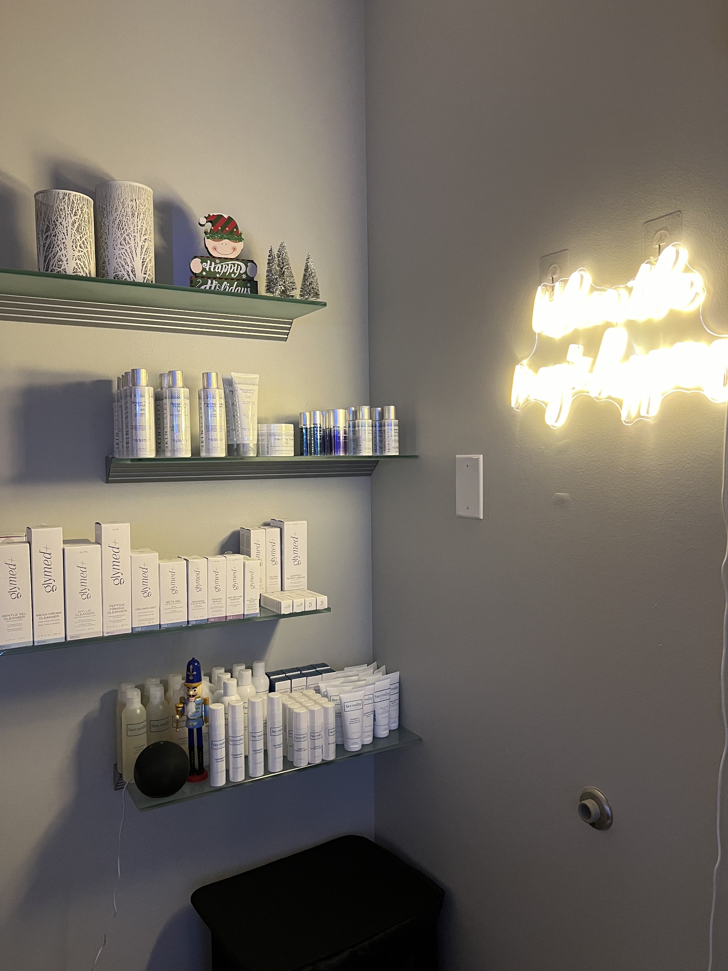 Salon Suite Signage & Shelving
