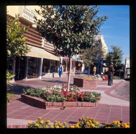 Pacific Garden Mall 