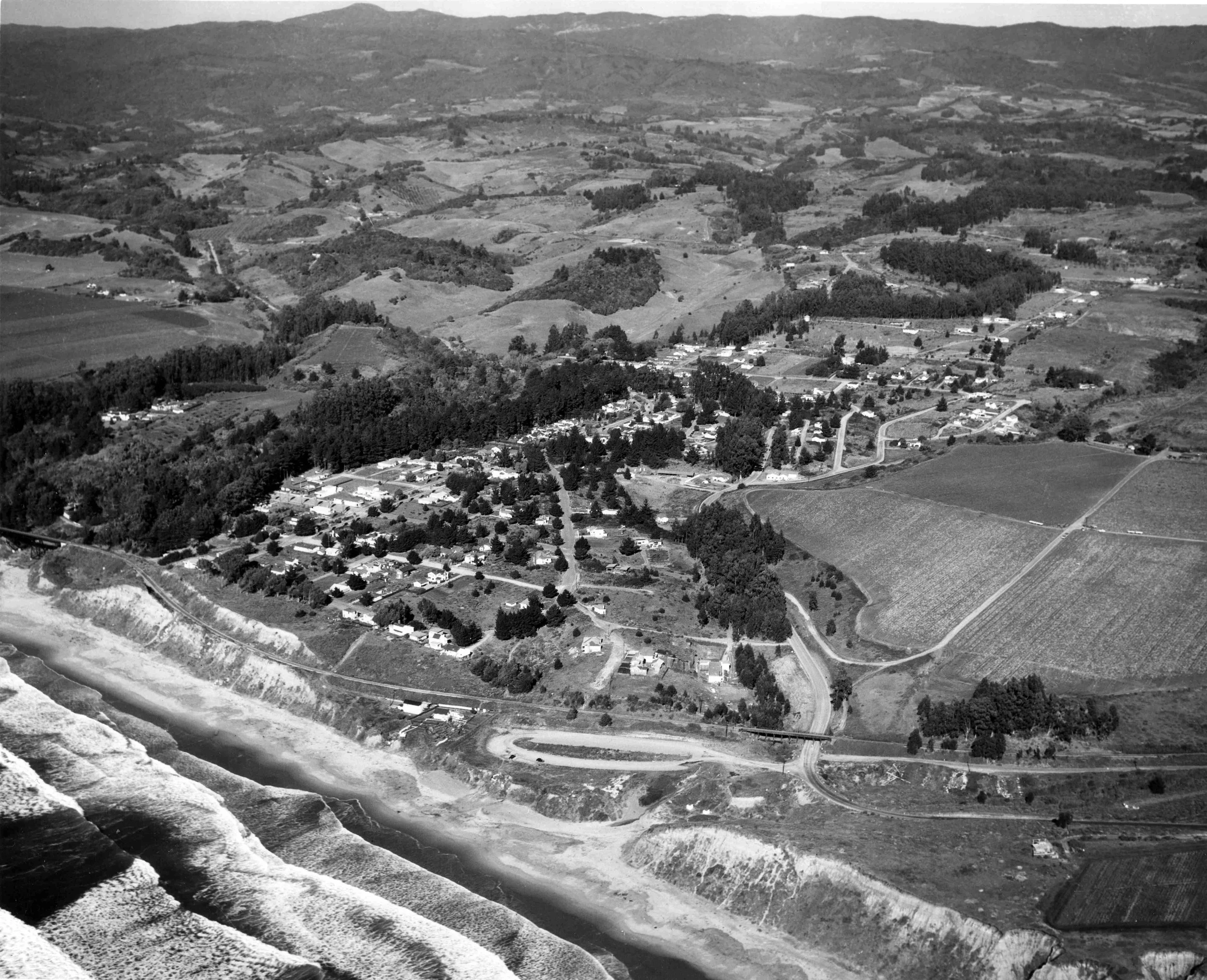 Aerial of La Selva Beach, 1955. Credit: Covello & Covello, courtesy of Carolyn Swift