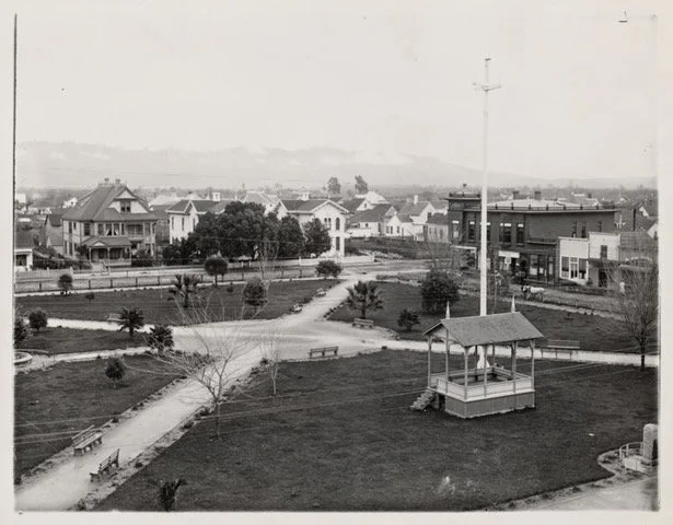 Watsonville Plaza. Credit: Pajaro Valley Historical Association 
