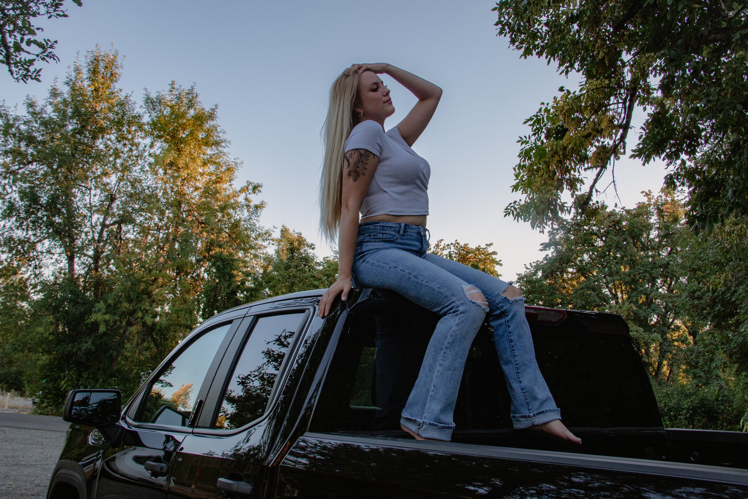 Sam_Truck_roof-2.jpg