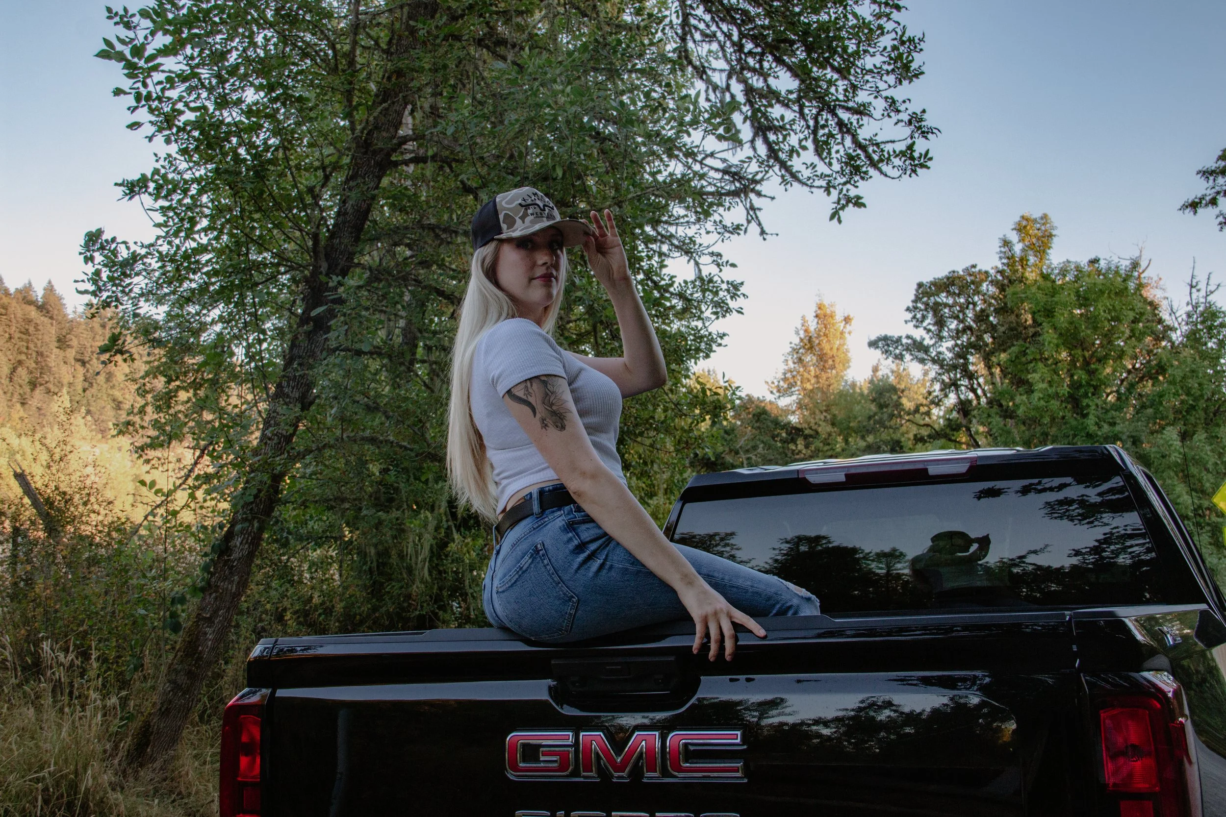 Sam_Truck_Bed-6.jpg