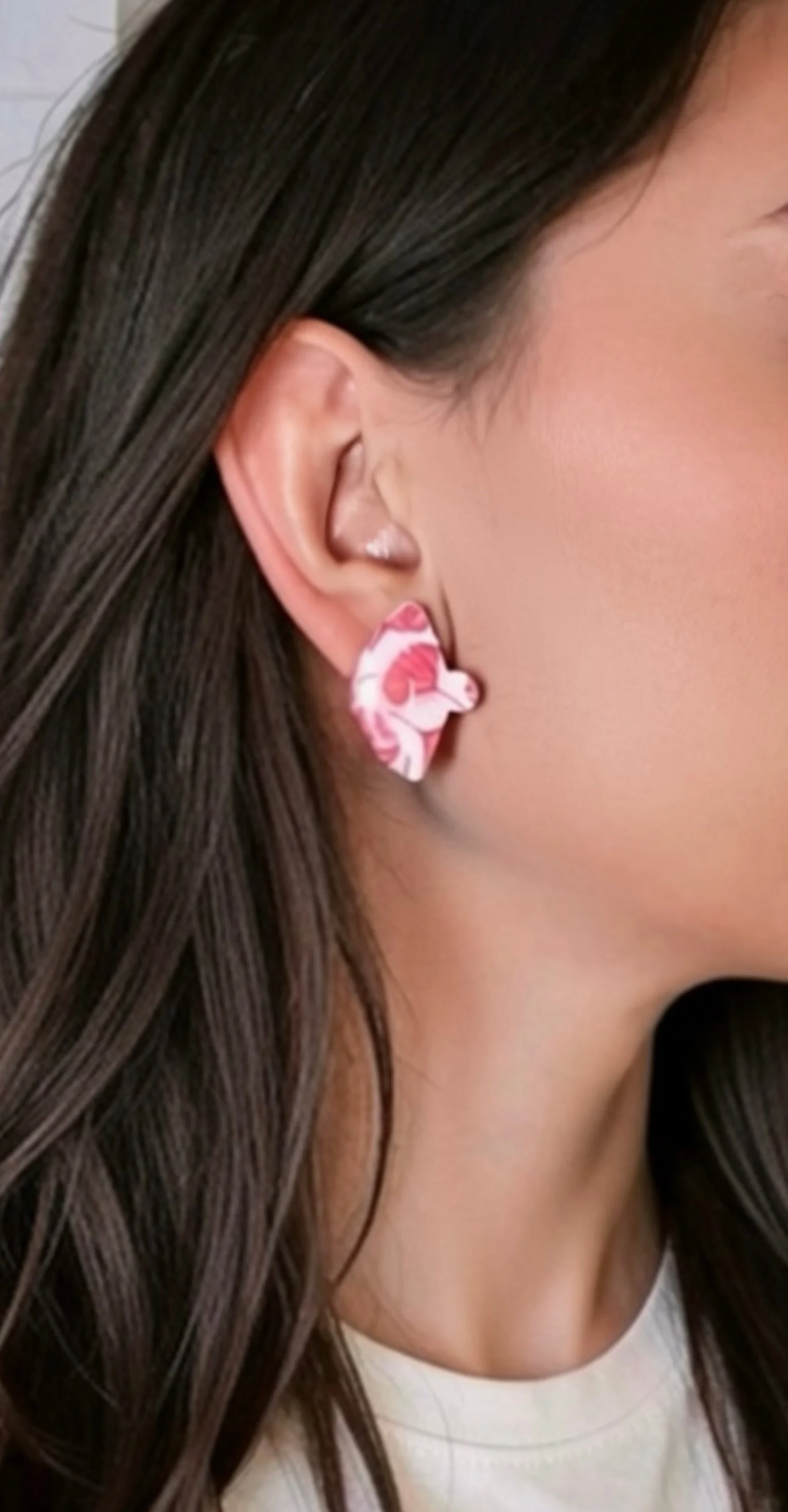 paloma-clay-model-wearing-pink-flower-stud-earring.jpeg