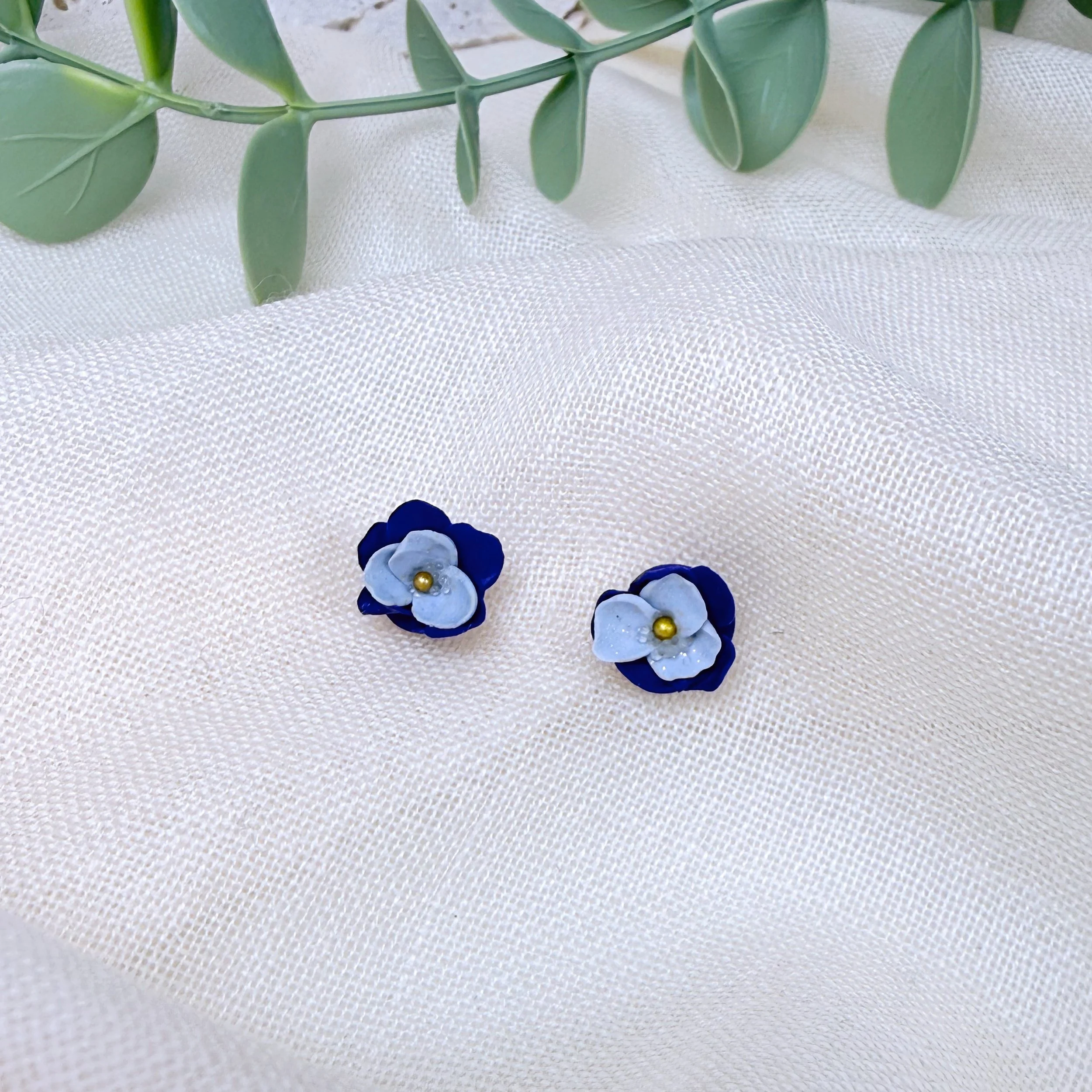 Mini Navy & Periwinkle Layered Flower Stud