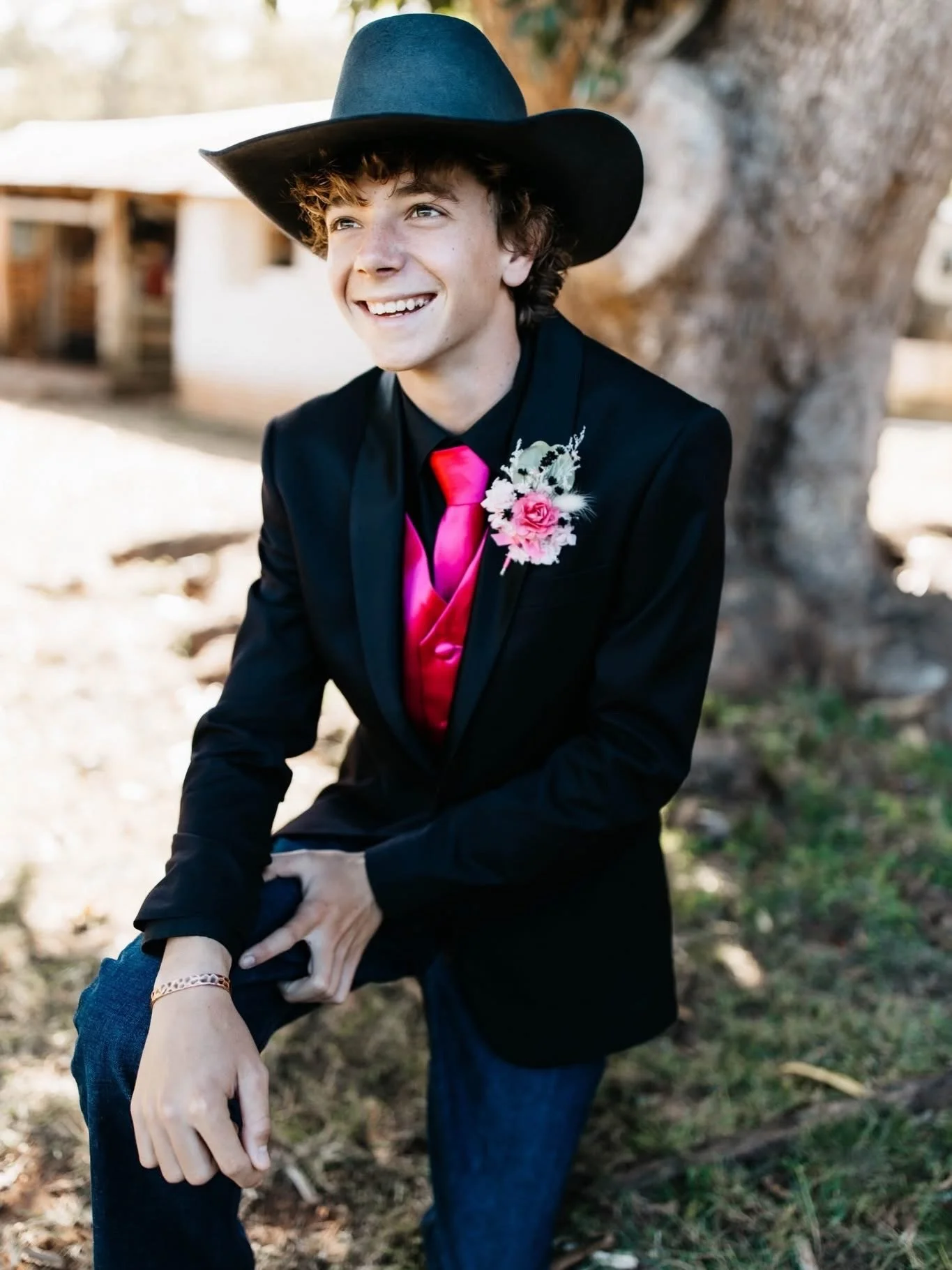Beau 🎓🖤

 #schoolformal #graduation #highschool #Year12 #finalyear suits cowboyhat boots stbrendans yeppoon TheOrchard cqphotographer