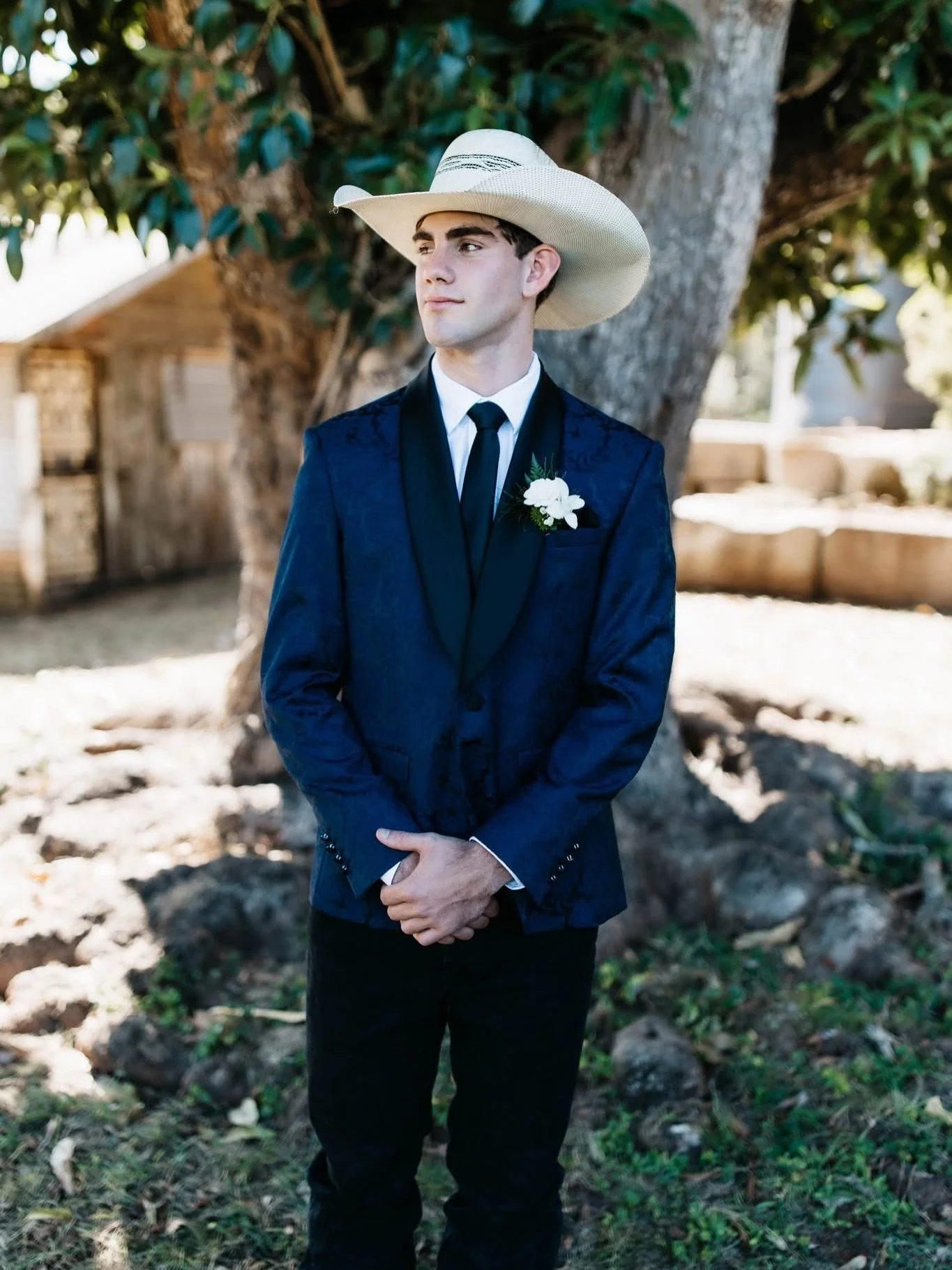 Morgan 🎓💙

 #schoolformal #graduation #highschool #Year12 #finalyear suits boots cowboyhat stbrendans yeppoon theorchard cqphotographer