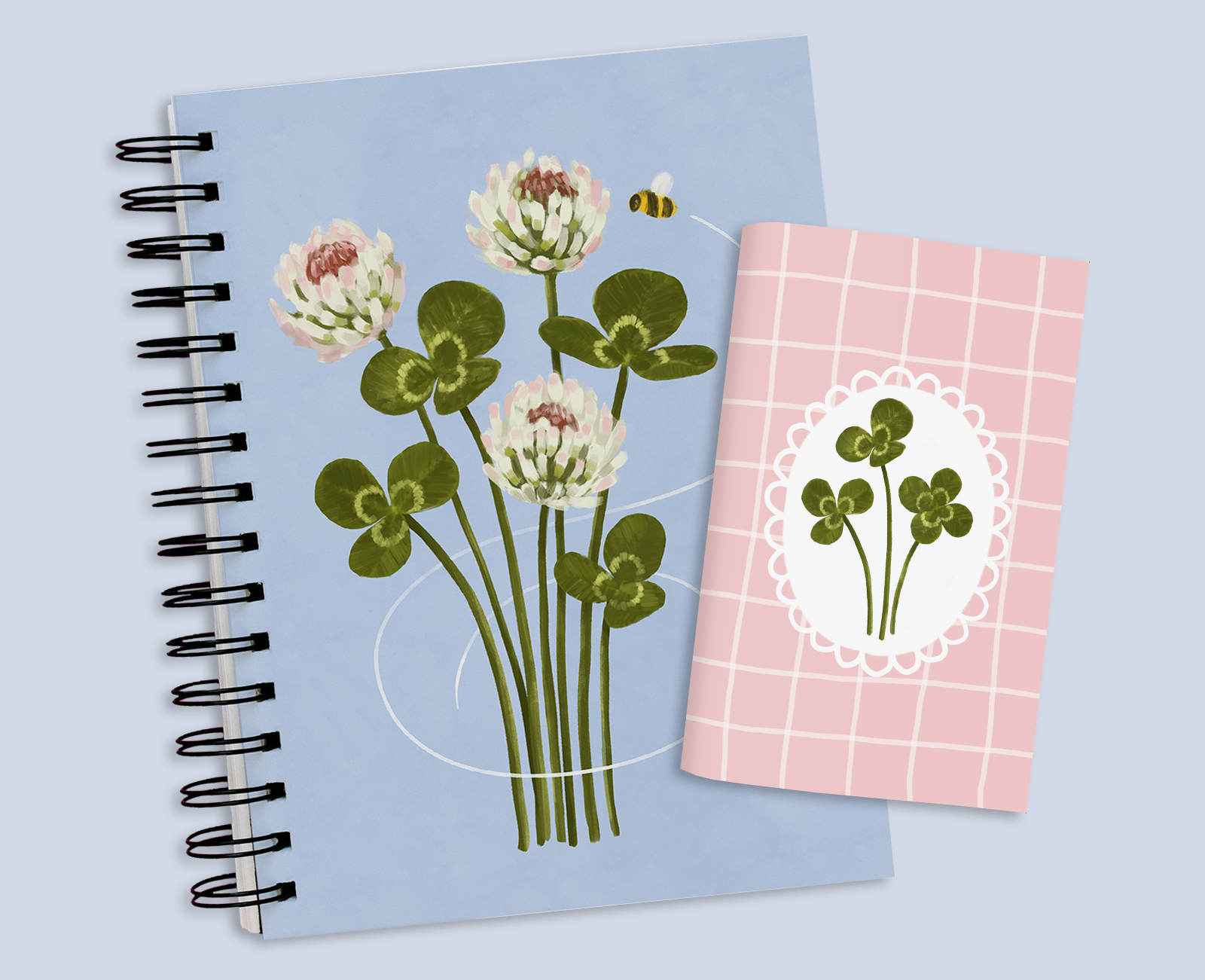 NotebookMockup_Spiral+Saddle_Clover.png