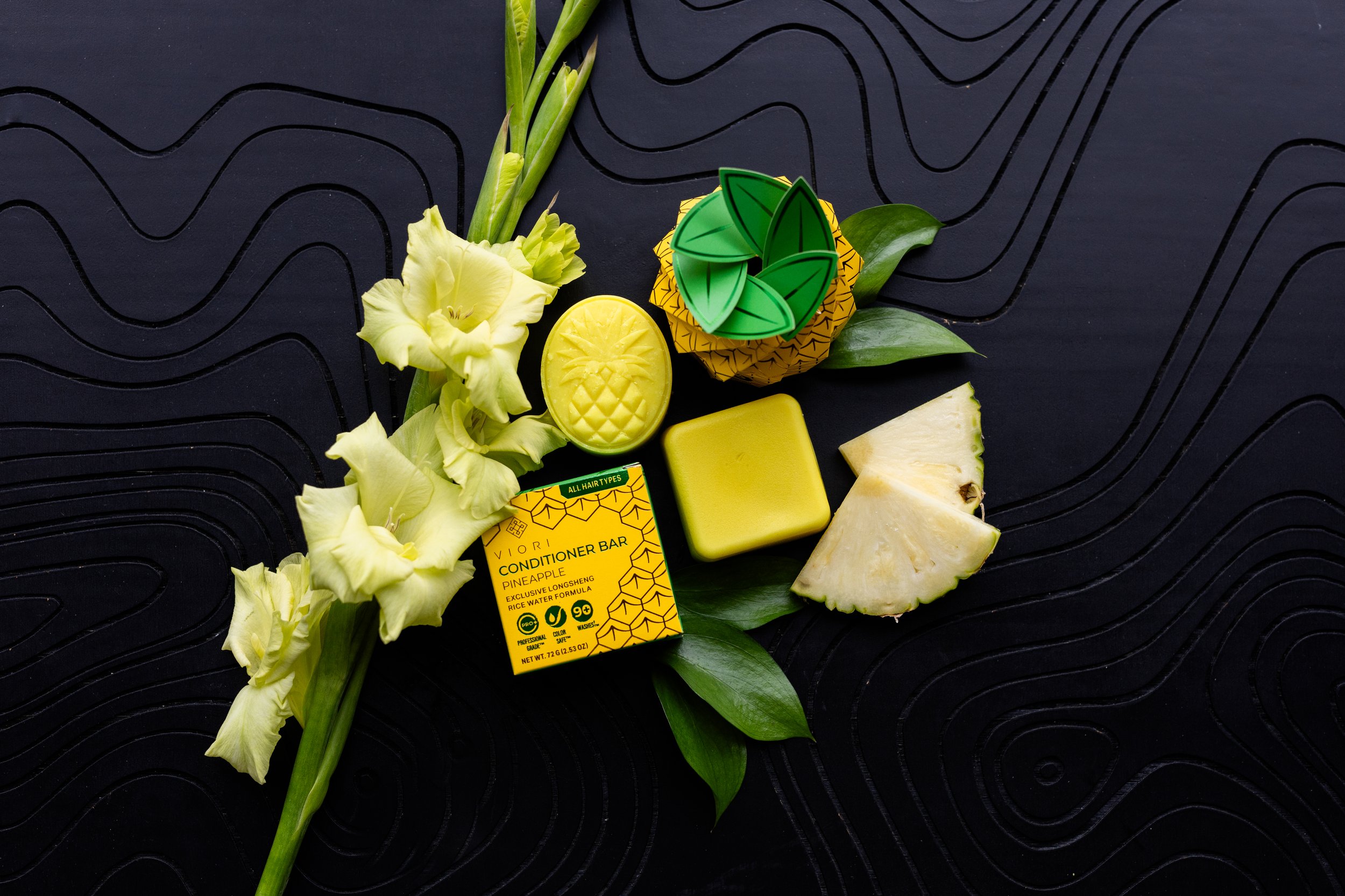 Viori | Pineapple Packaging
