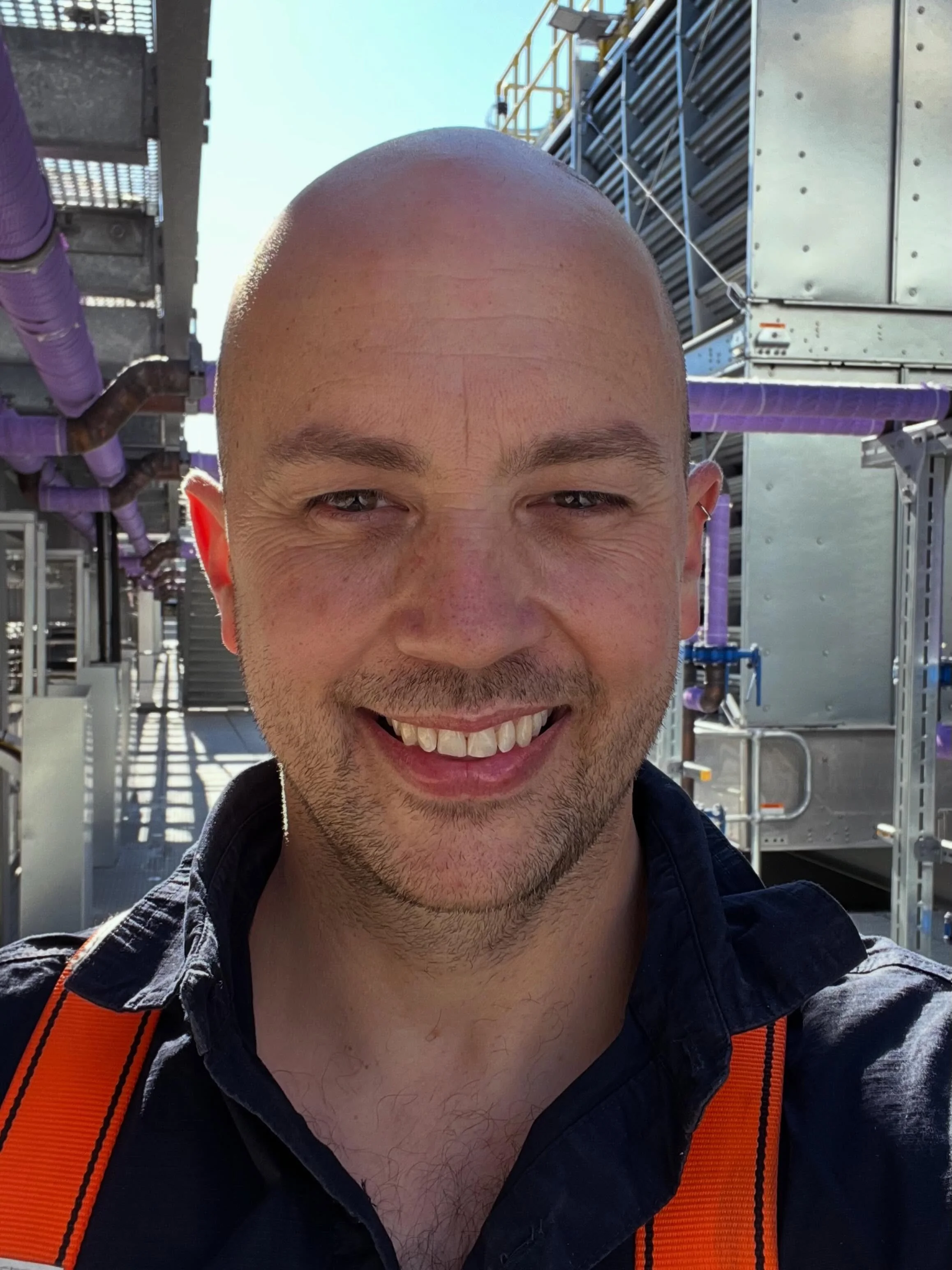 Hey! I&rsquo;m Clint.
I&rsquo;m the guy behind Candoo.
See all those pipes in the background?
I bashed my head on those about 47 times last week.
Probably because I was taking selfies instead of working.
But, if you hire me, I promise not to take sel