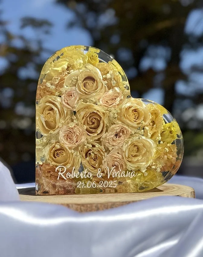 jm-resincreations-bouquet-_0031_cuore grande.jpg