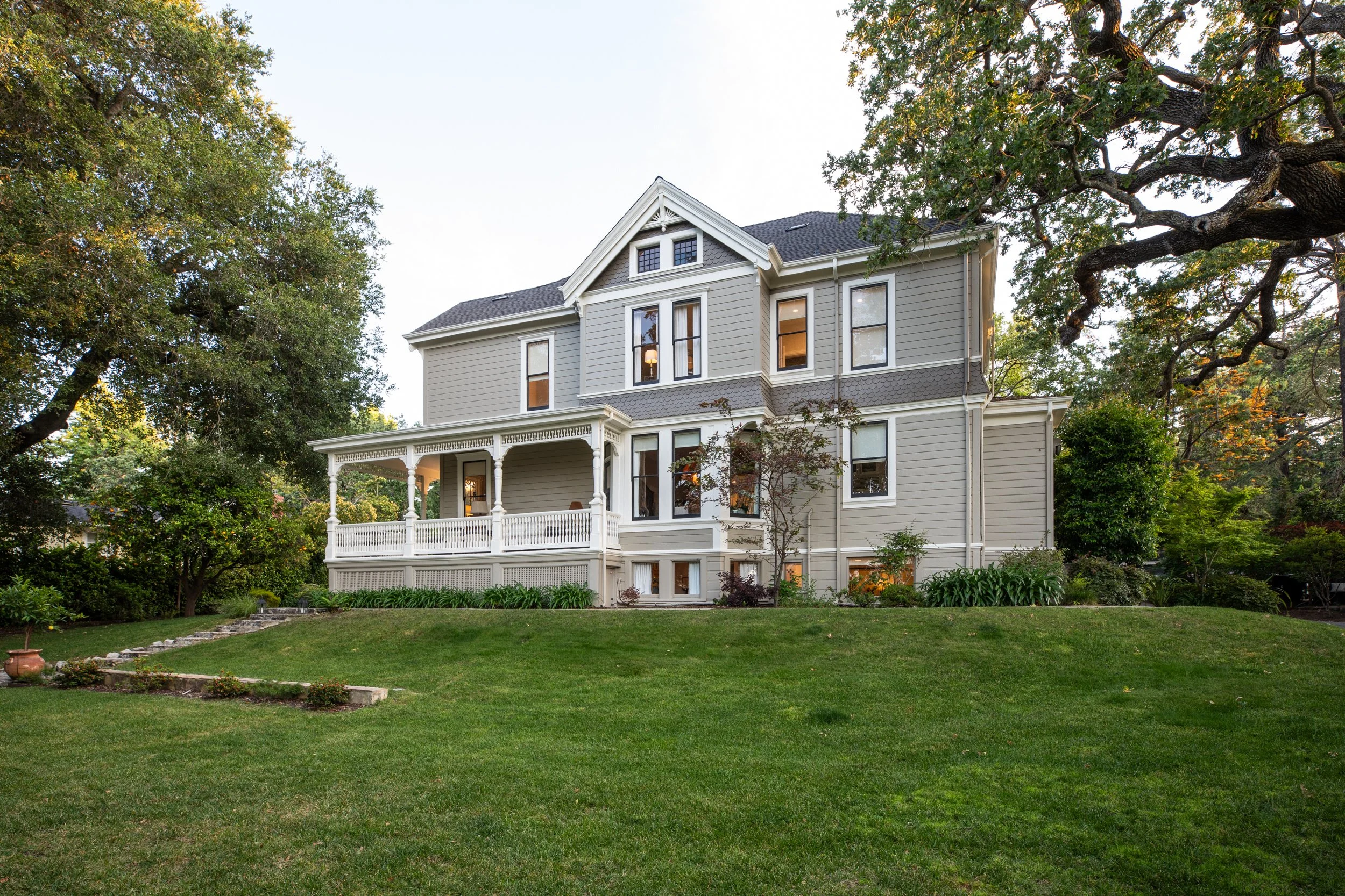 48-Amherst_Matt_Anello-9846-MLS.jpg