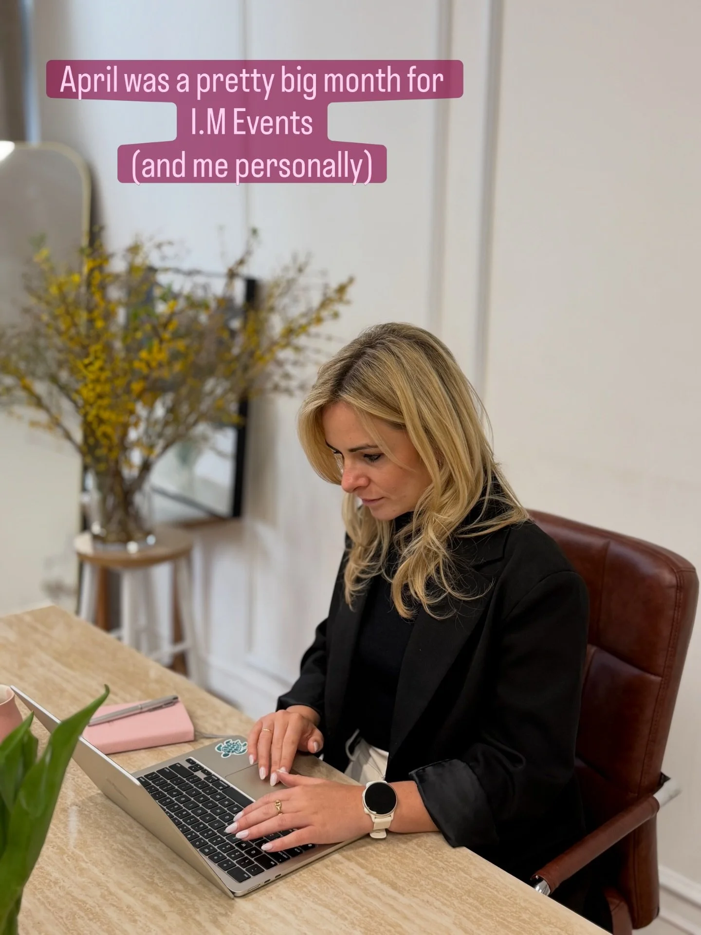 Busy month over here 😅

Birthday celebrations, several new wedding planning templates live on Etsy, 8 days on-site in Sydney, my first CrossFit comp, incredible food, and a little travel in between 🤍

If you&rsquo;re planning your wedding, my digit