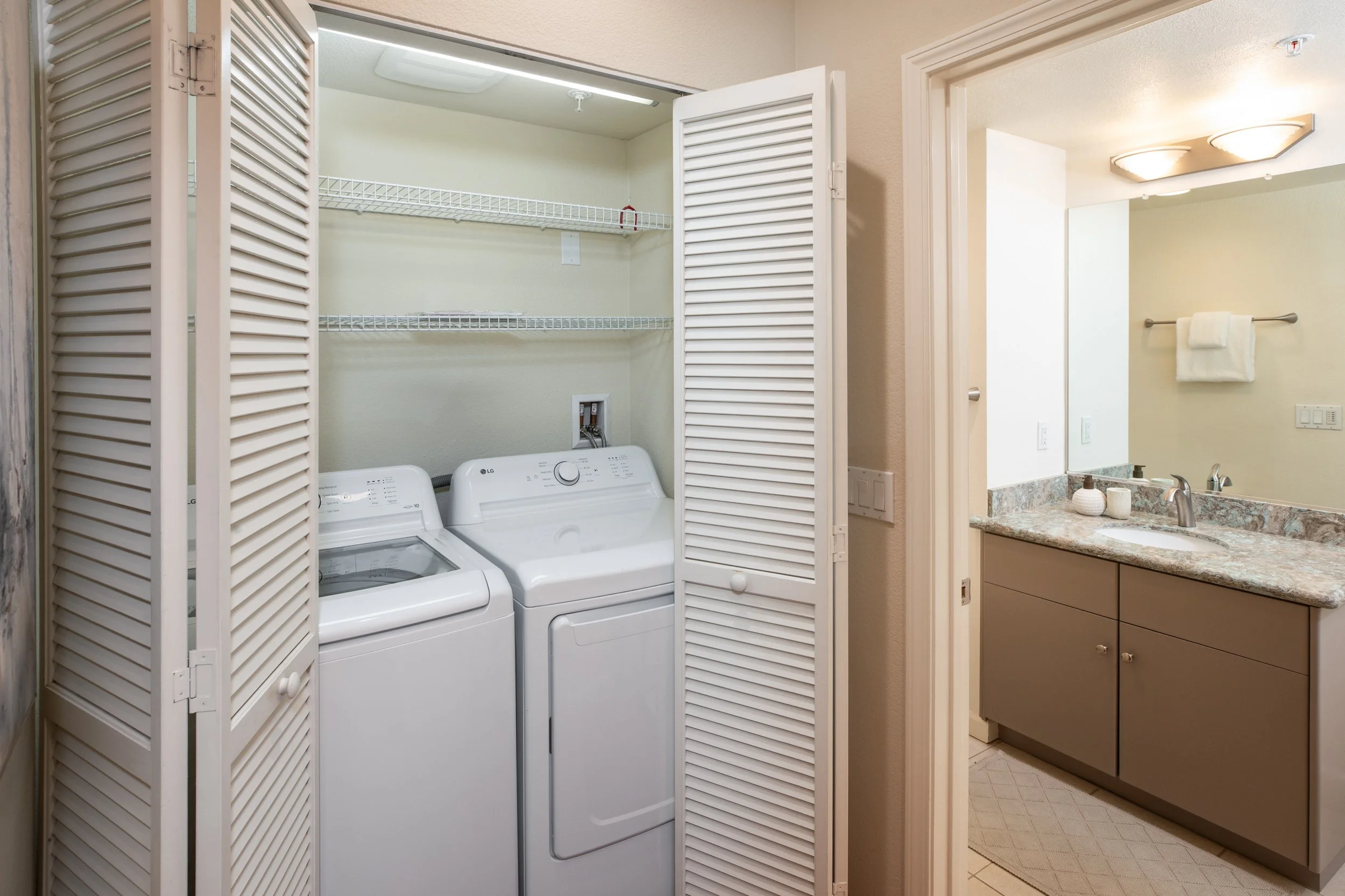 15-Dana_Matt_Anello-9270-2-MLS.jpg