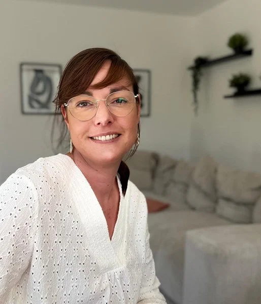 Portrait de Julie Le Diréach, fondatrice de Grenade Hormones et Nutrition