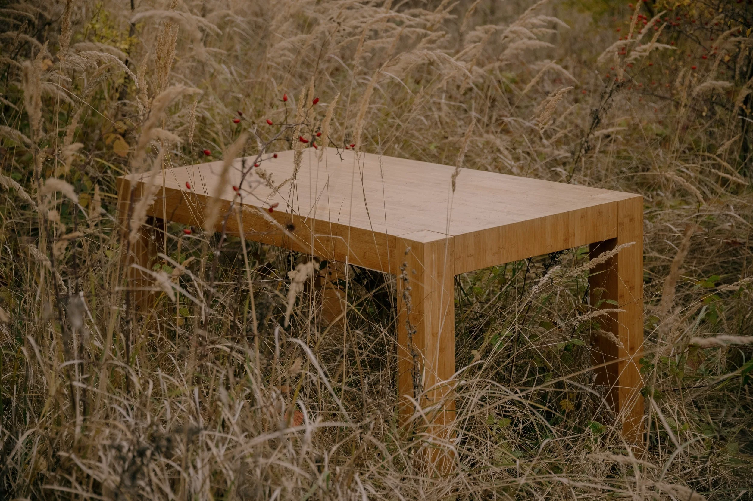 Moso Table Caramel