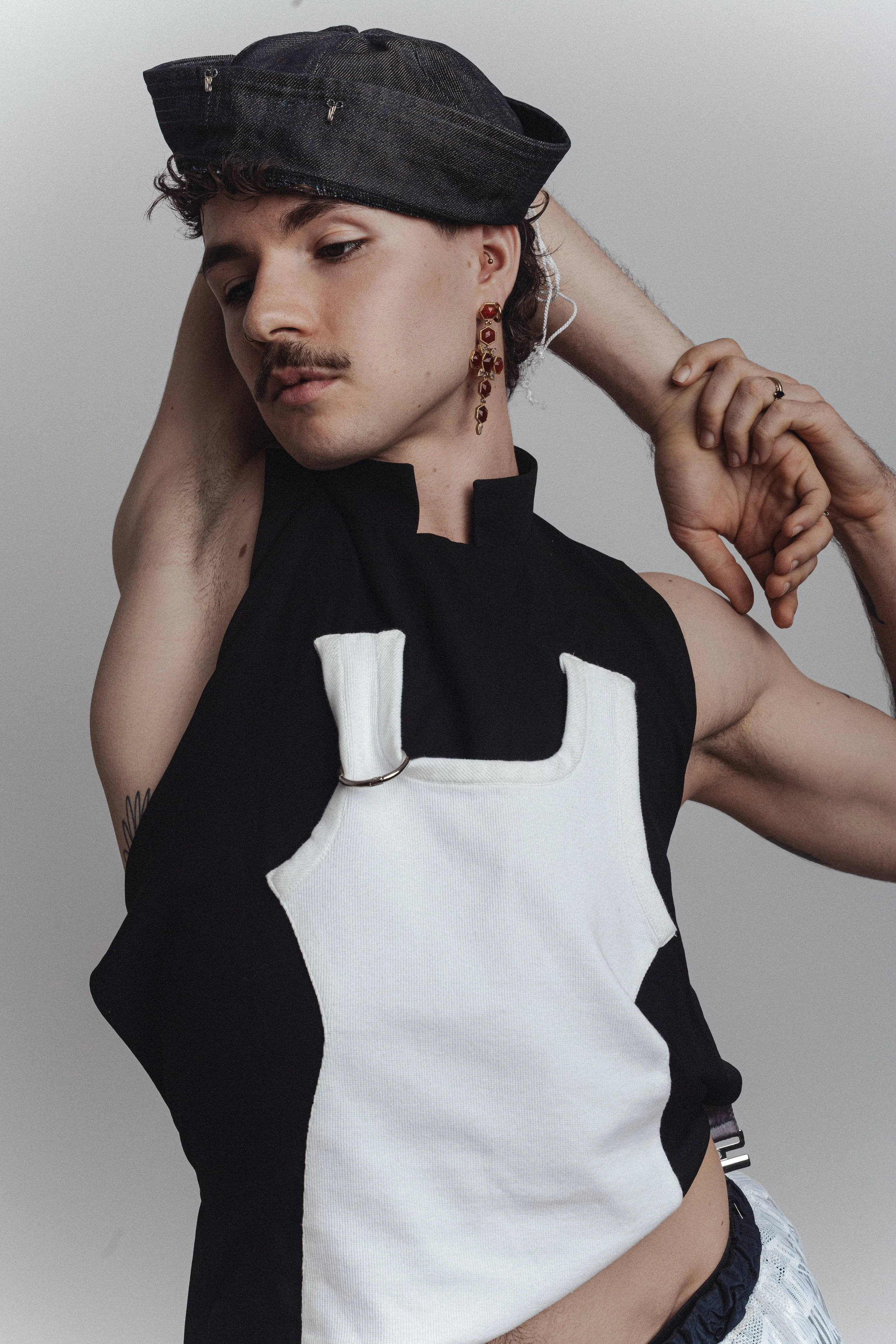 DORIAN_VF-5.jpg