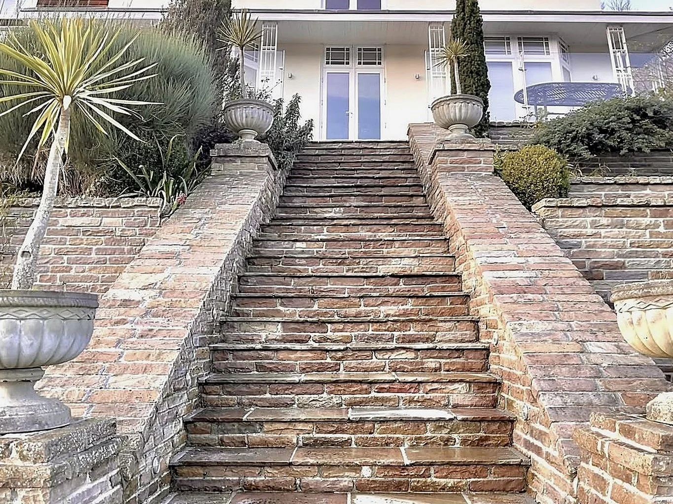 An after photo of pressured washed garden steps in Newton Ferrers, South Devon