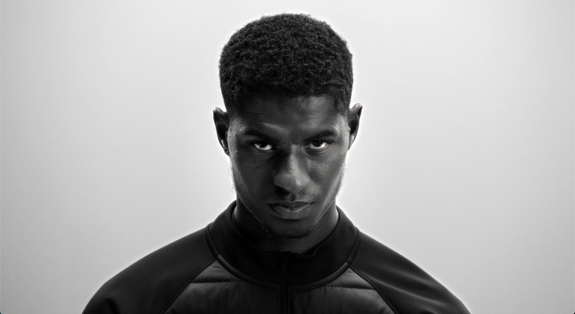 NIKE.png