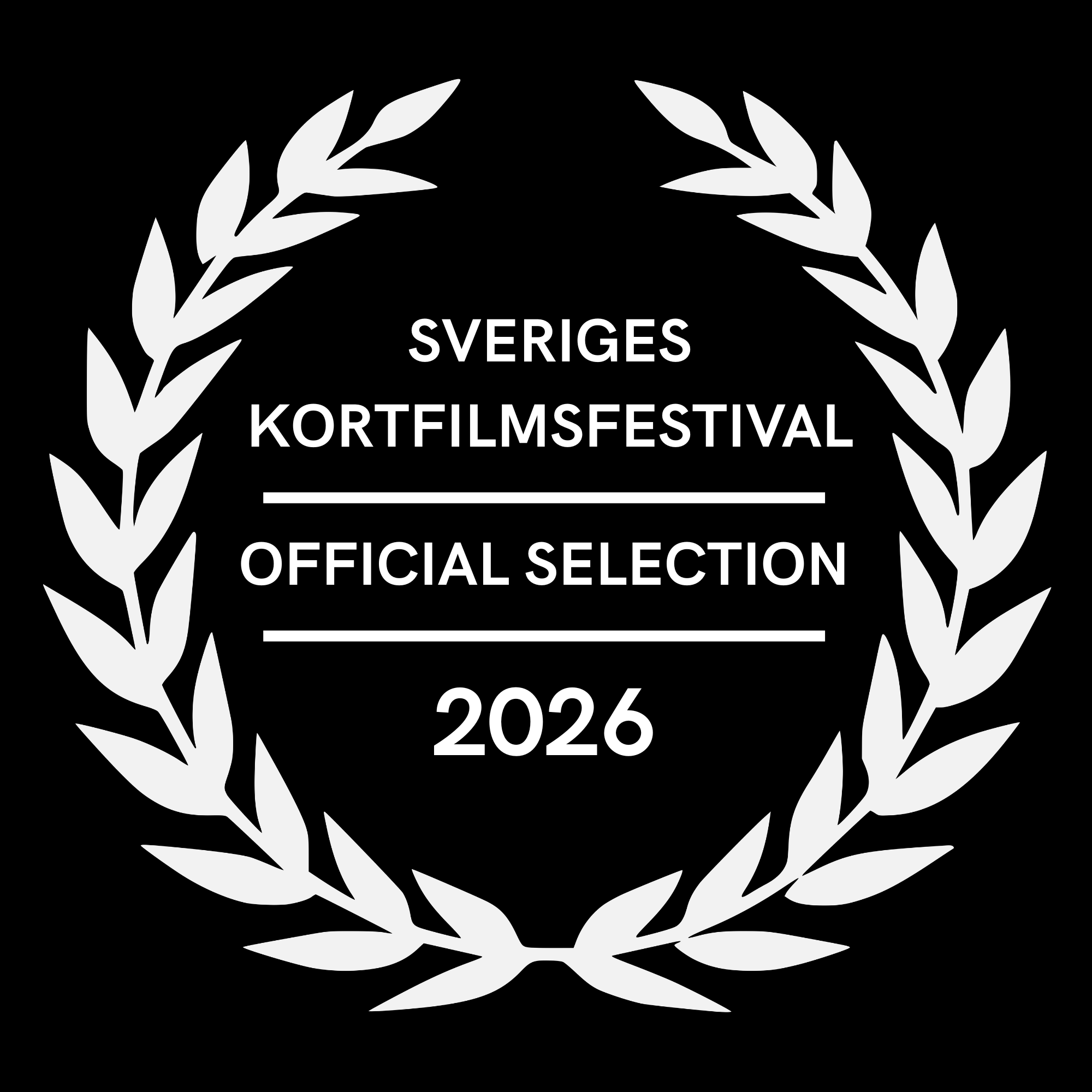 Logo för Svenska Kortfilmfestivalen 2026, omsluten av en vitt kvist på svart bakgrund.