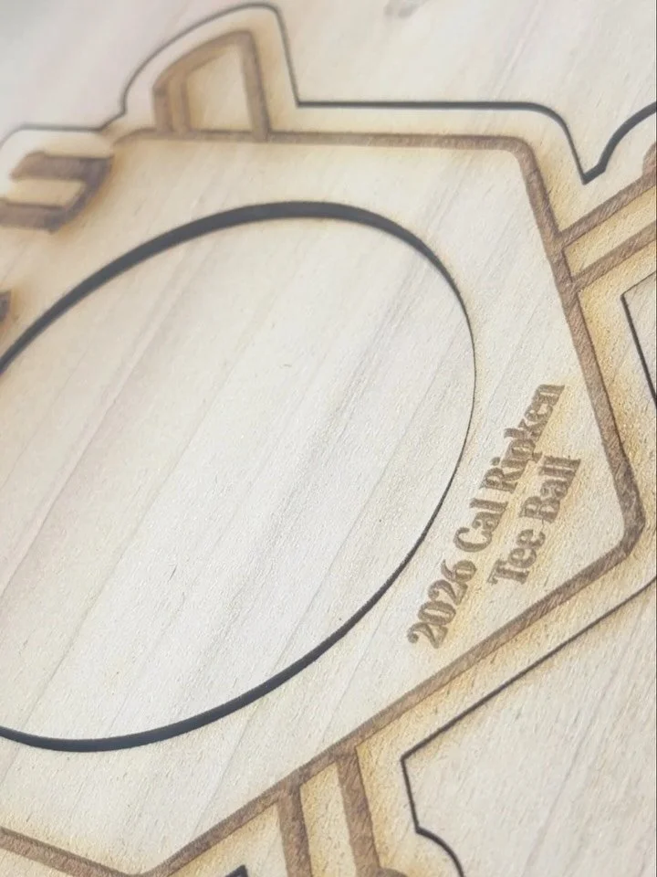 Quick peek behind the scenes of a typical awards project. Super high resolution UV laser gives such great results when you need the highest detail possible. 
#hafaadai #guam #671 #madeinguam #laser