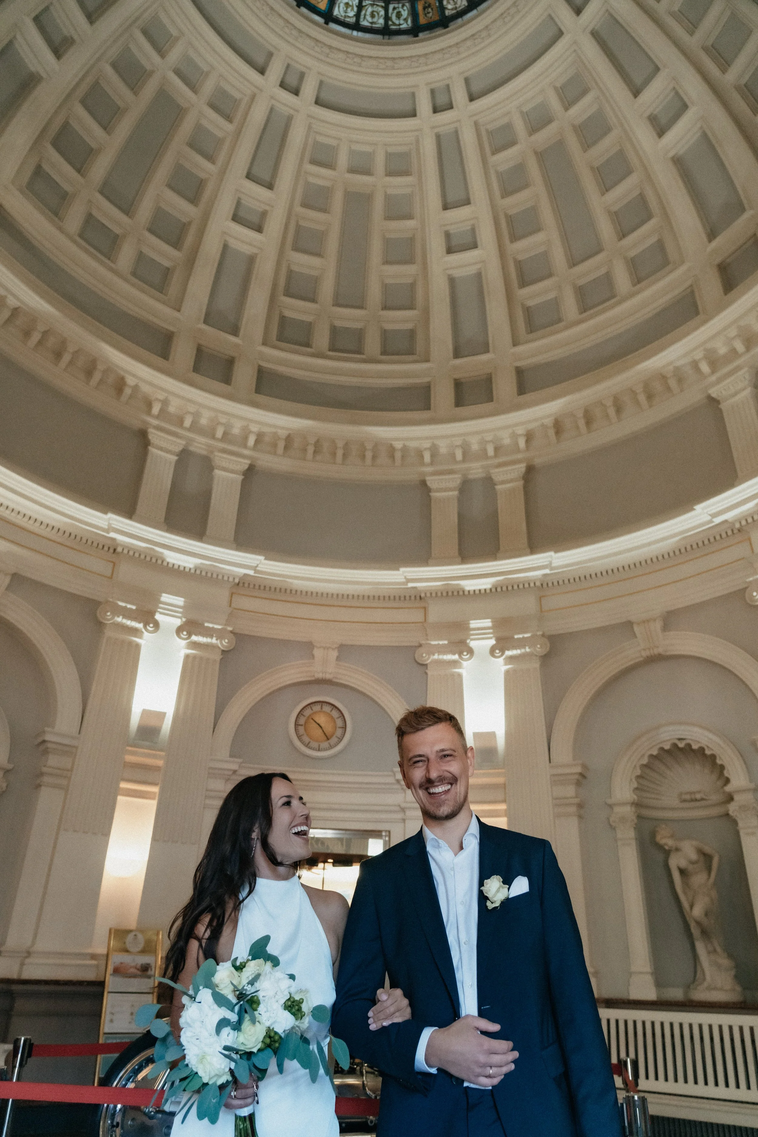 Portrait of wedded couple after the civil wedding in Bad Homburg.