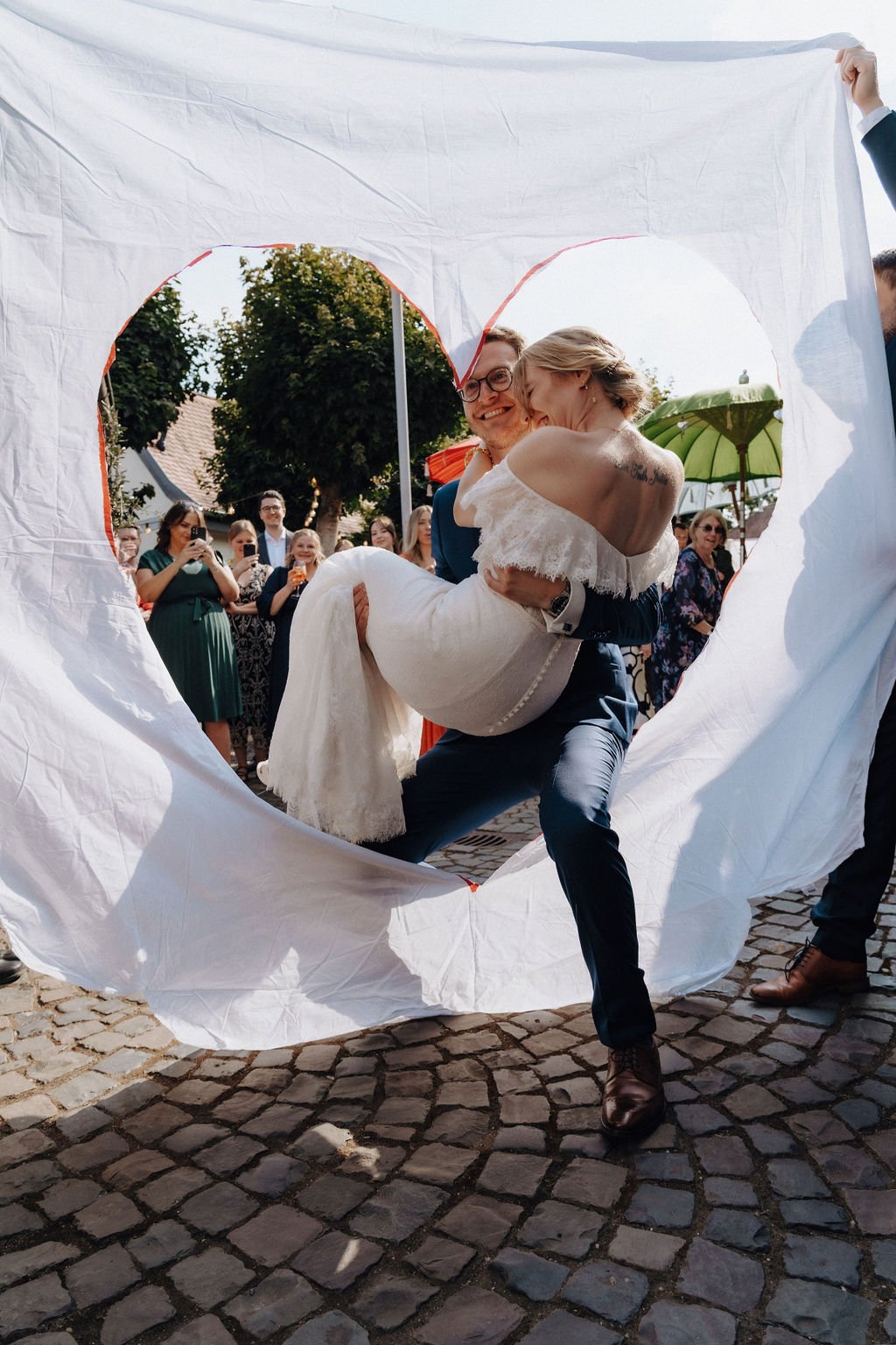 Picture of german tradition during wedding party by  photographer Jessica Di Salvo.