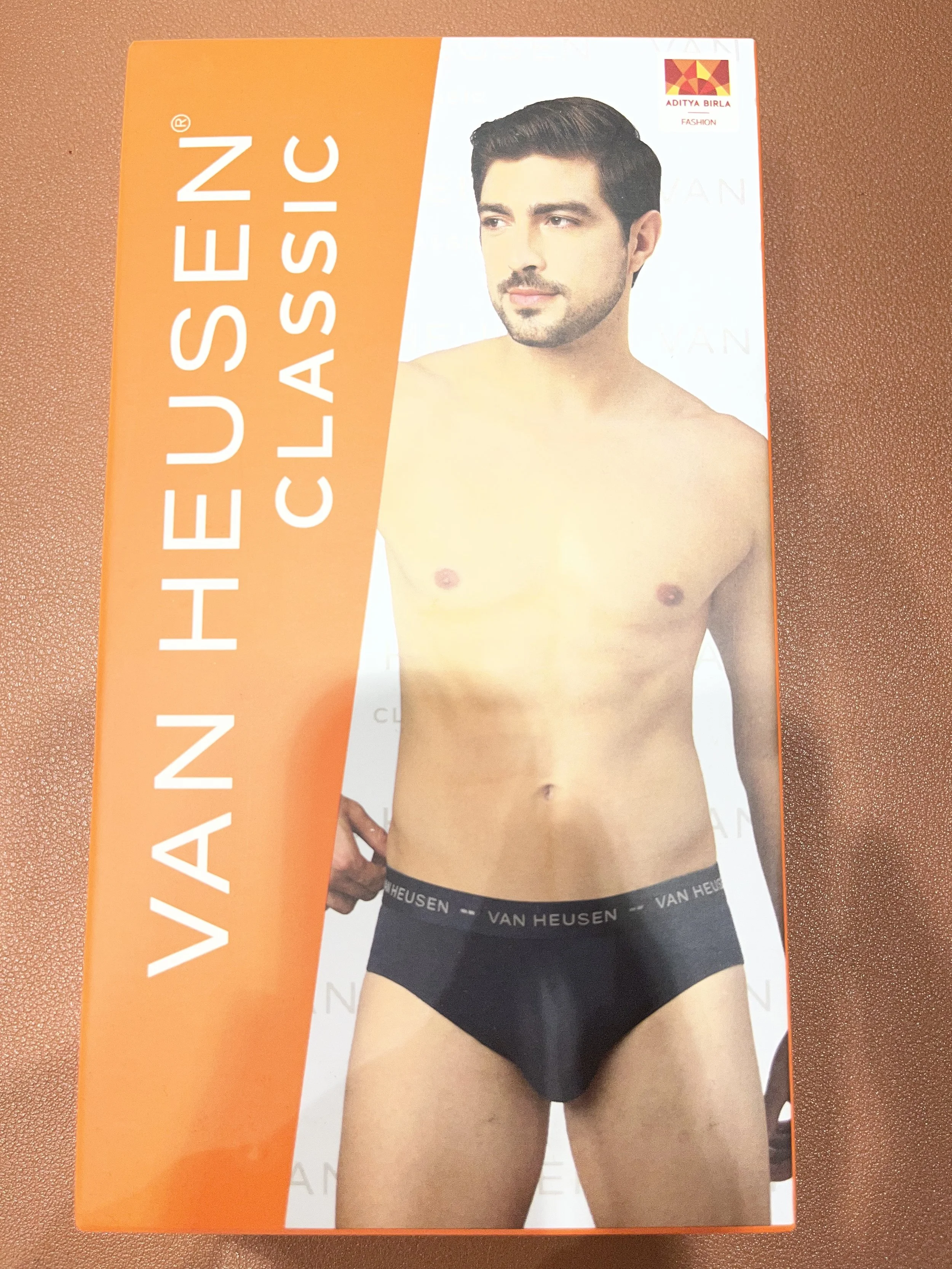 VANHEUSEN BRIEF10021