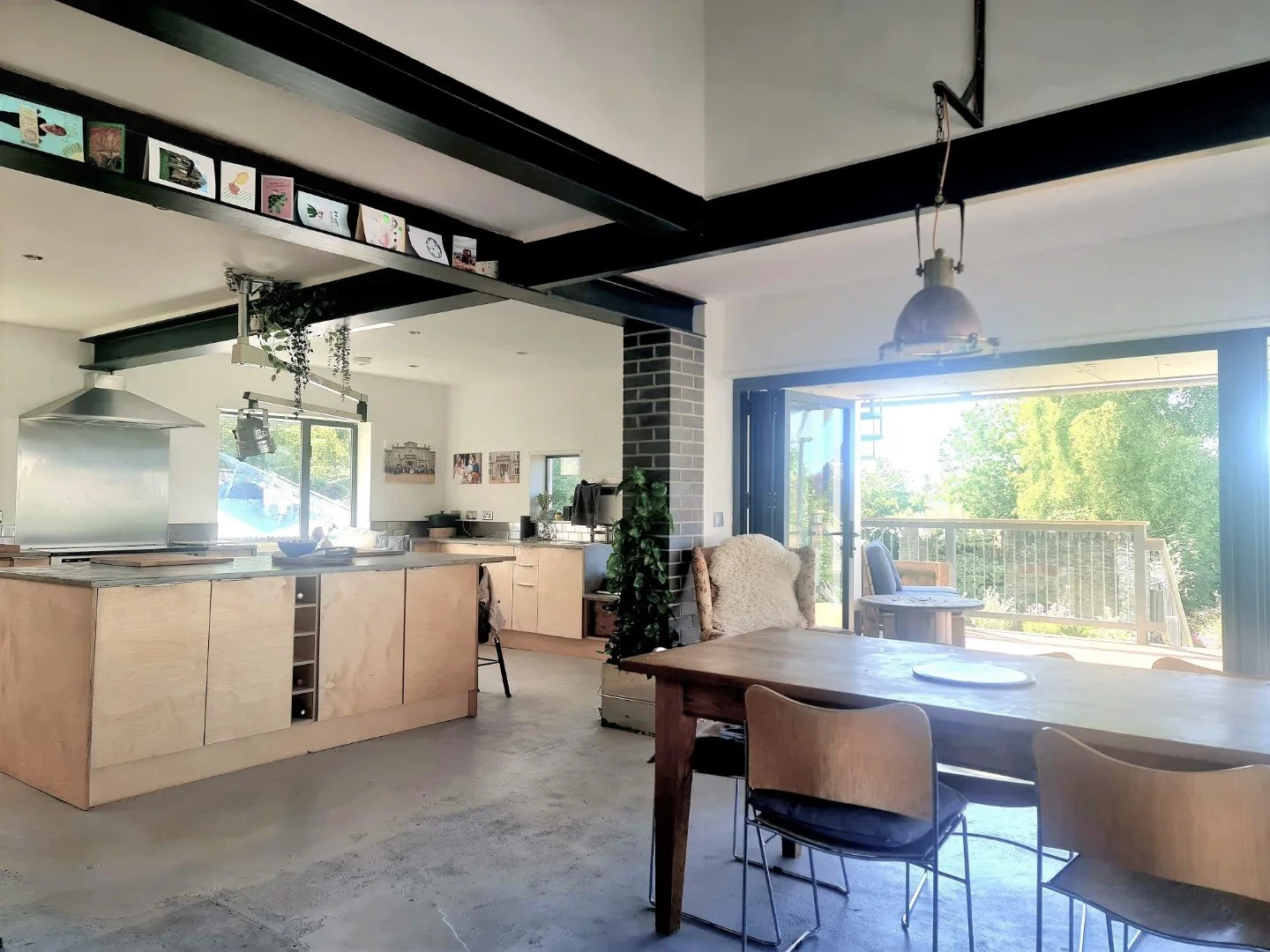 Kitchen 02.jpg