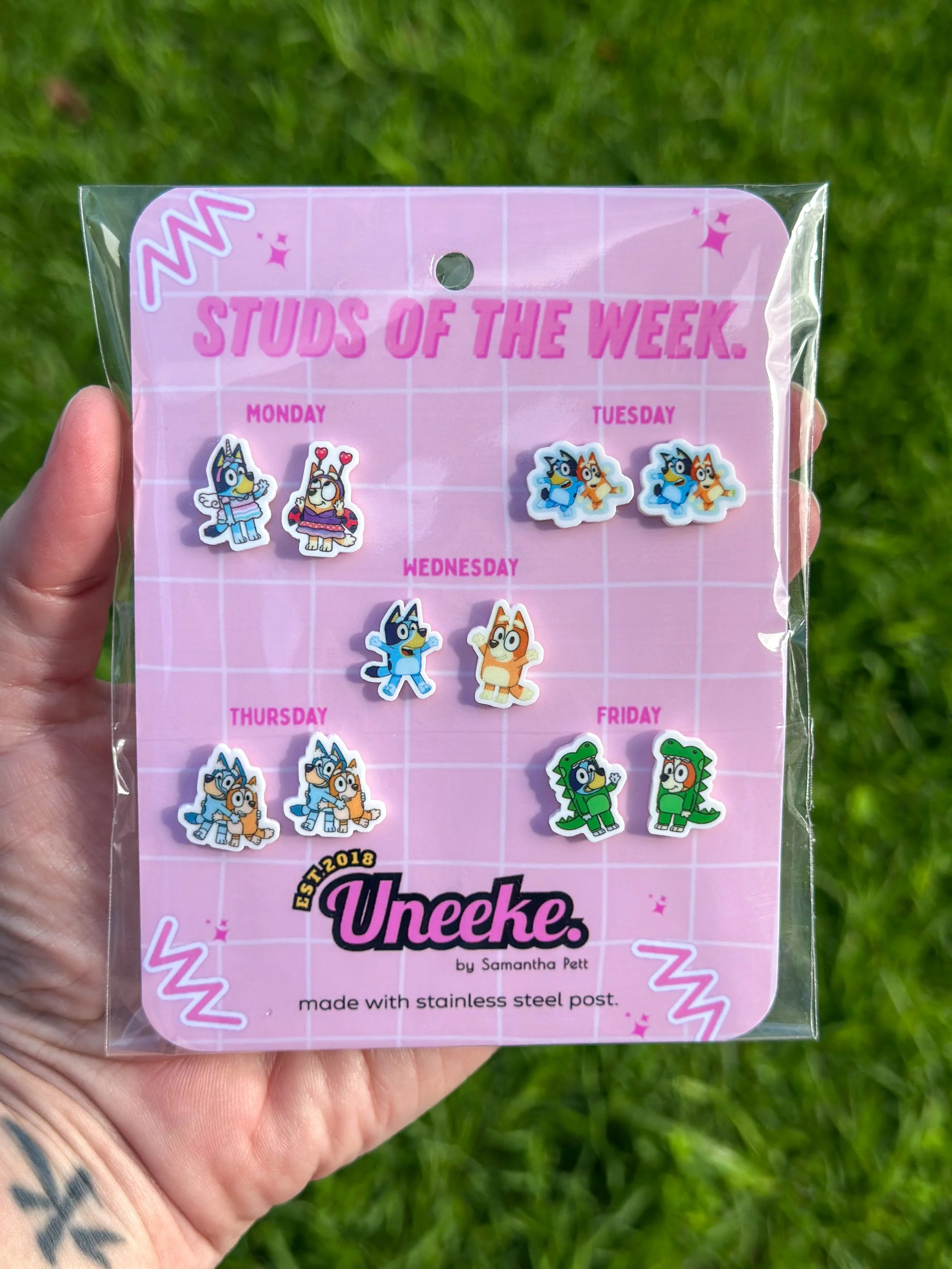 Sisters Weekly stud Pack