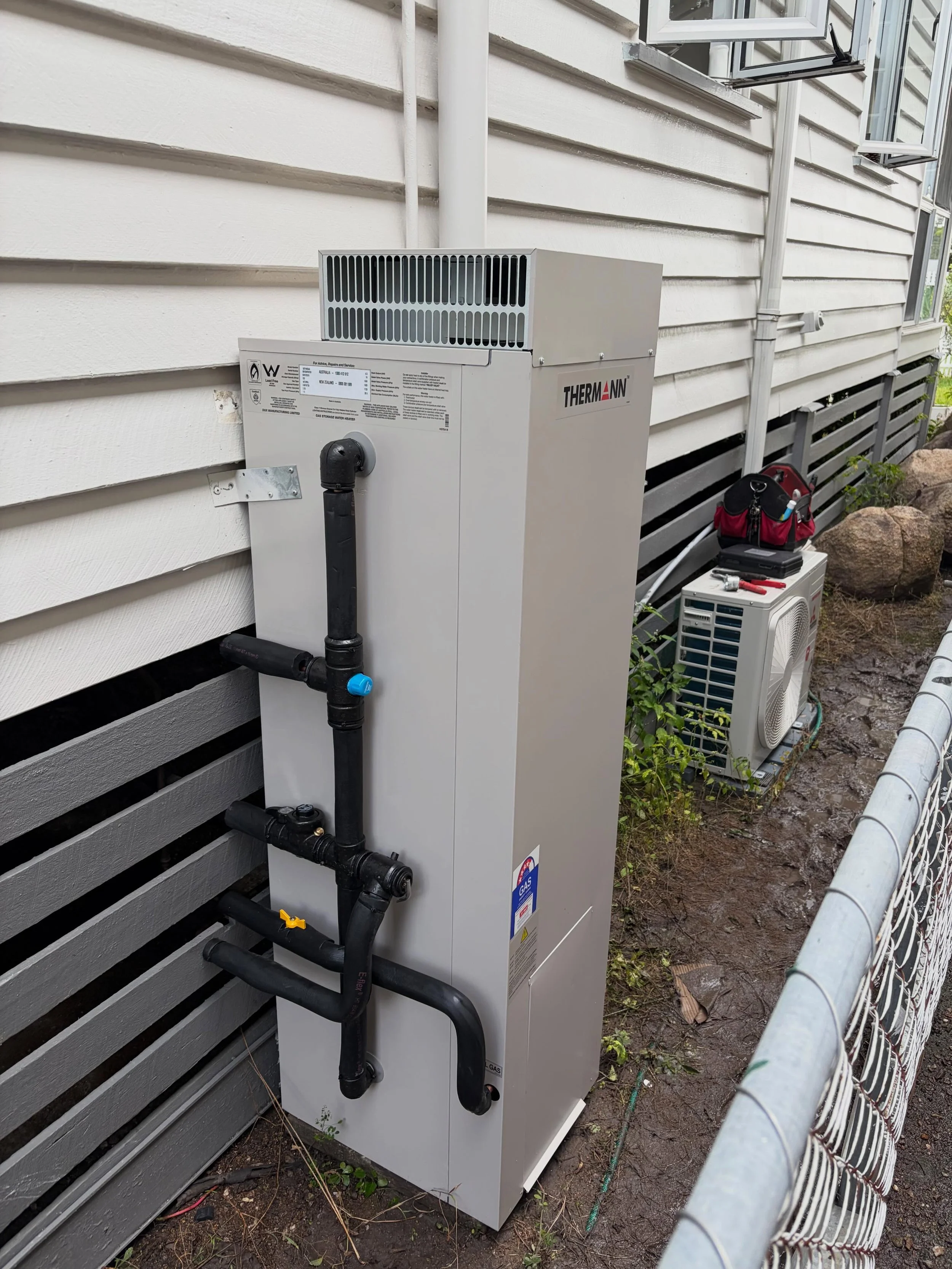 Two new hot water systems knocked over this week 🔥