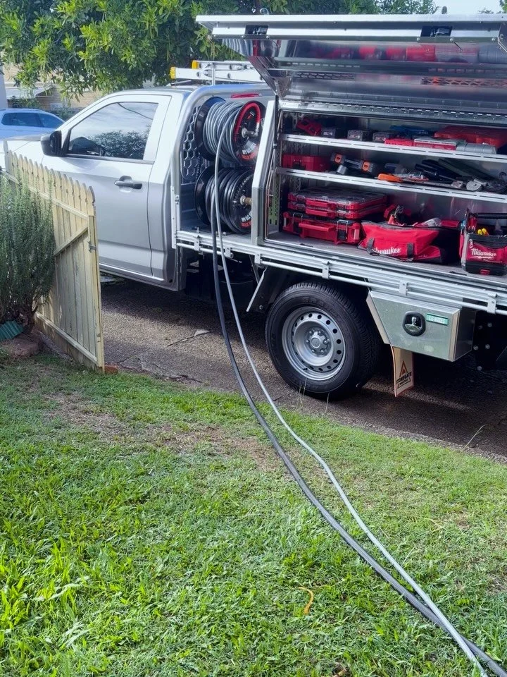 Getting to the root of the problem! 🌳🚽
Ever wondered what causes your main sewer blockage? In these Old Queenslanders, the garden is usually trying to move into the drain.