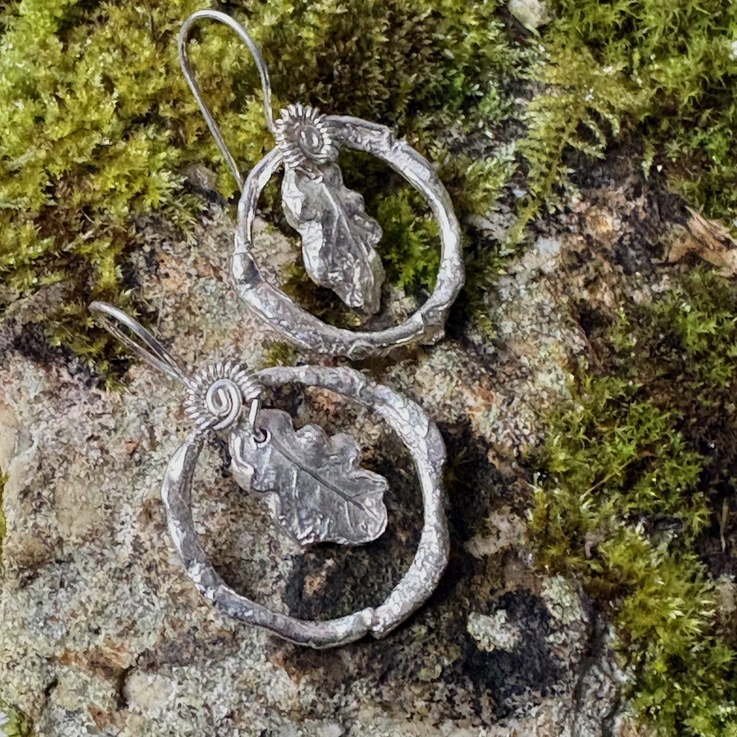 Arduinna 1 oak leaf in molten ring earrings.jpg