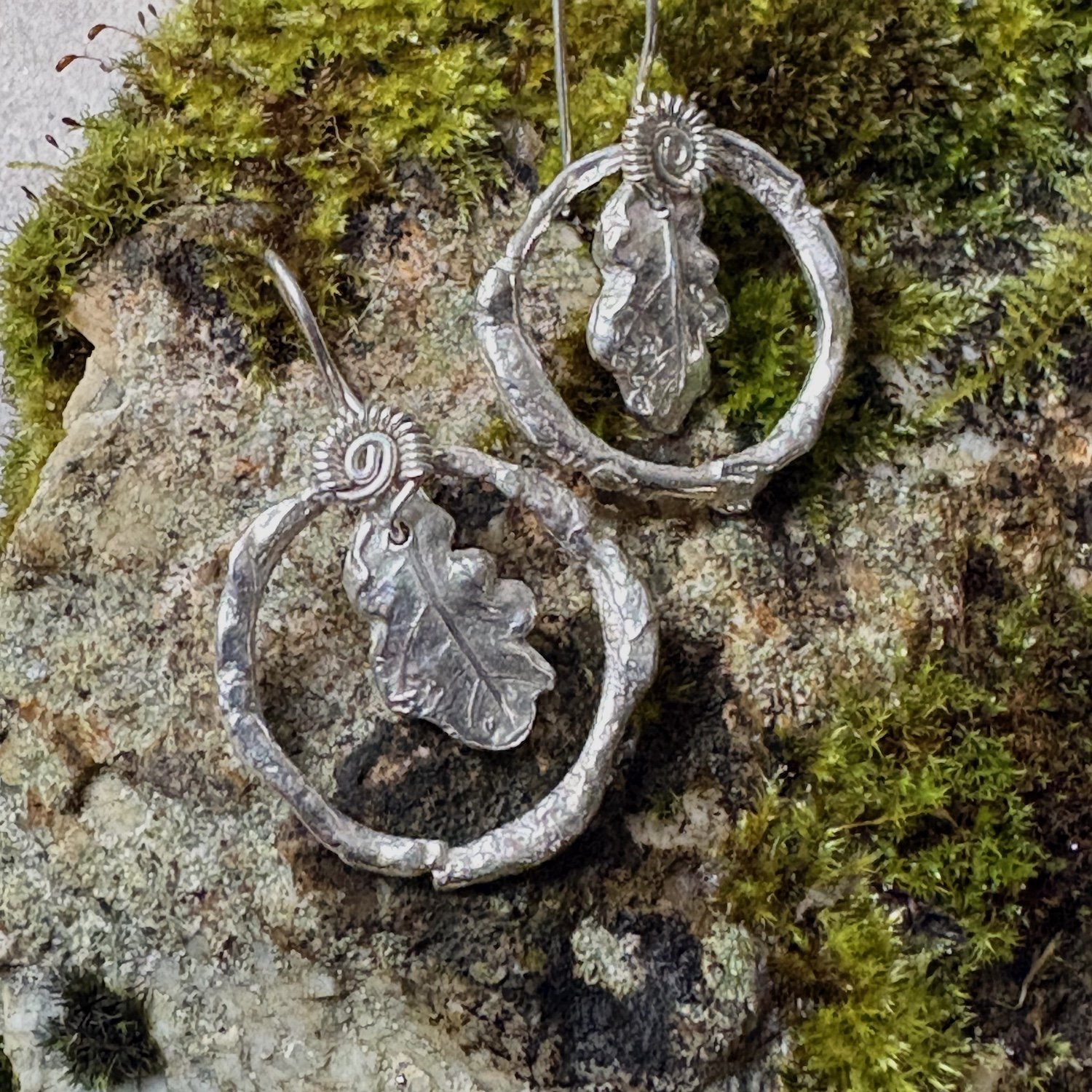 Arduinna 3 oak leaf molten ring earrings.jpg