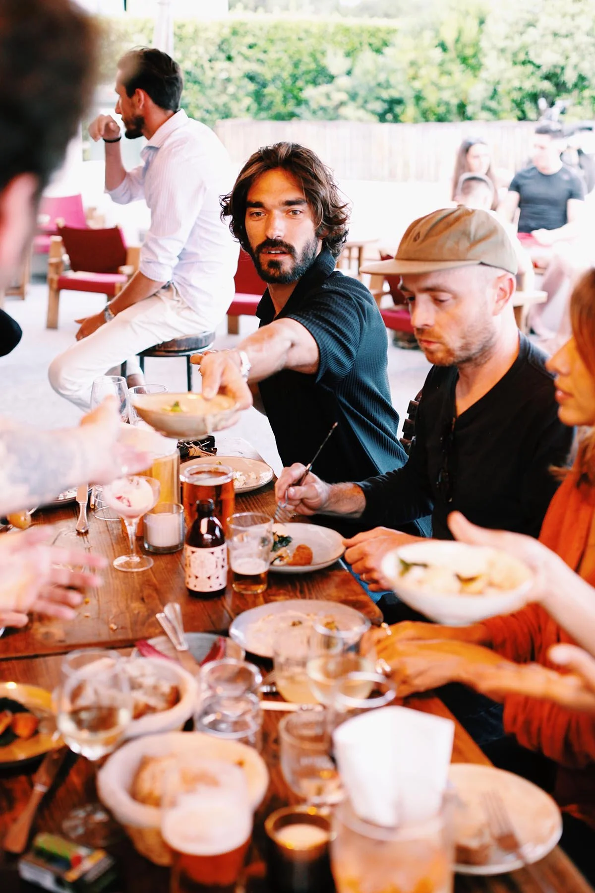 repas-partage-amis-coolin-hossegor.jpg