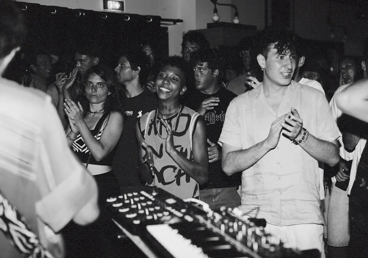 public-live-musique-noir-blanc.jpg