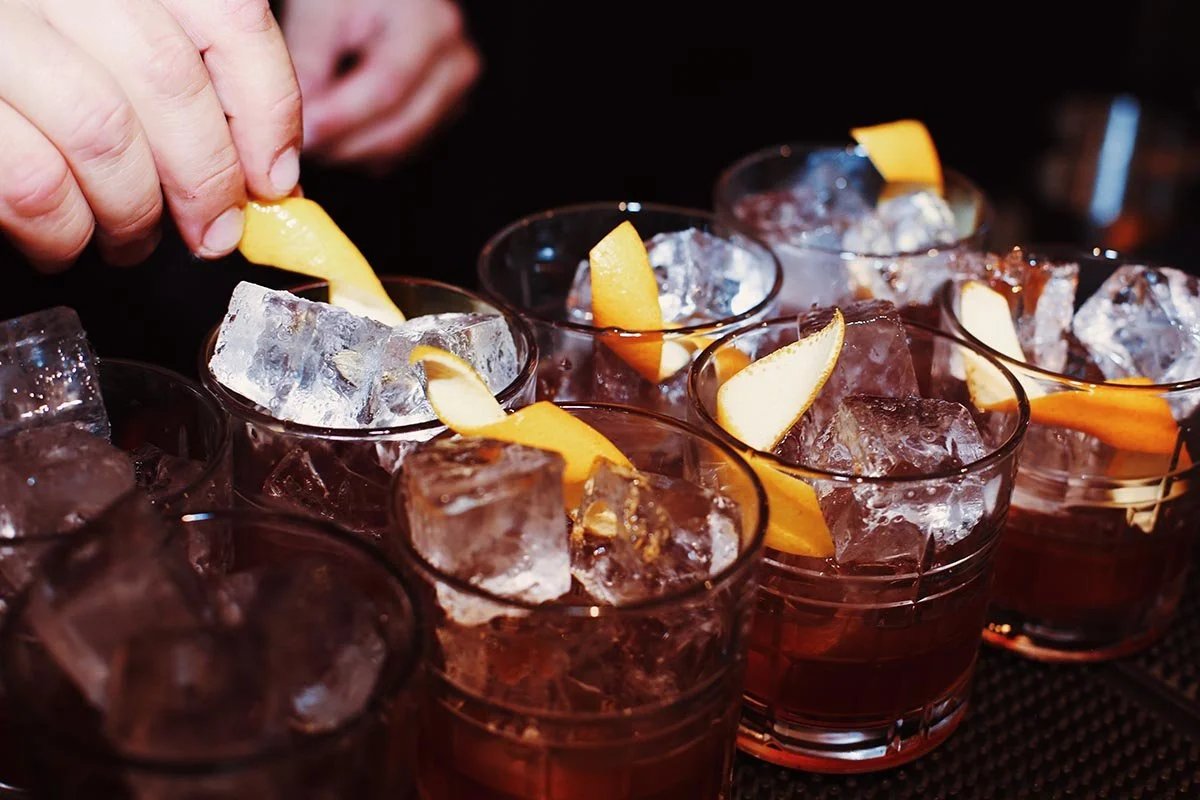 old-fashioned-cocktail-bar-hossegor.jpg