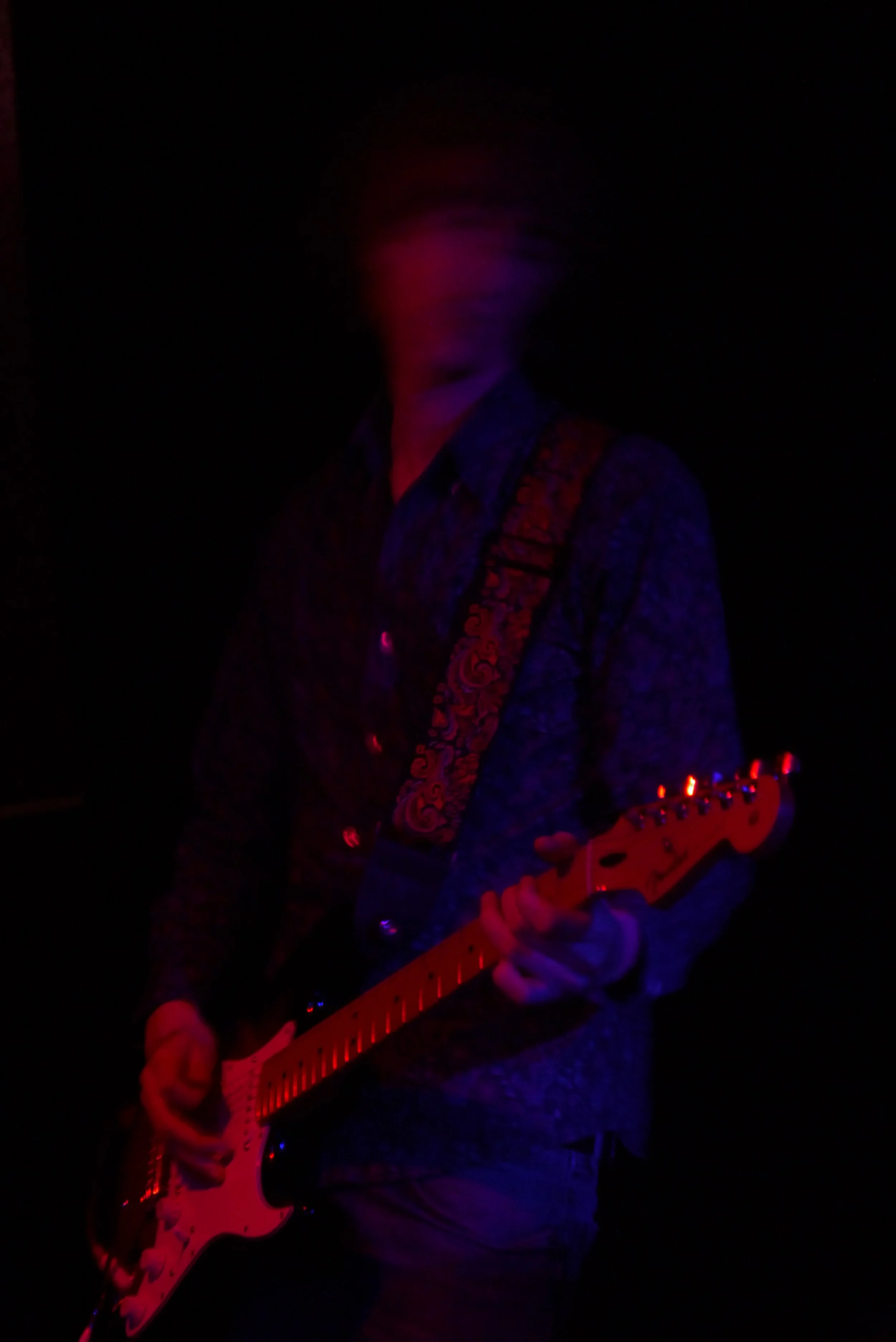 Live at Bees mouth Brighton
