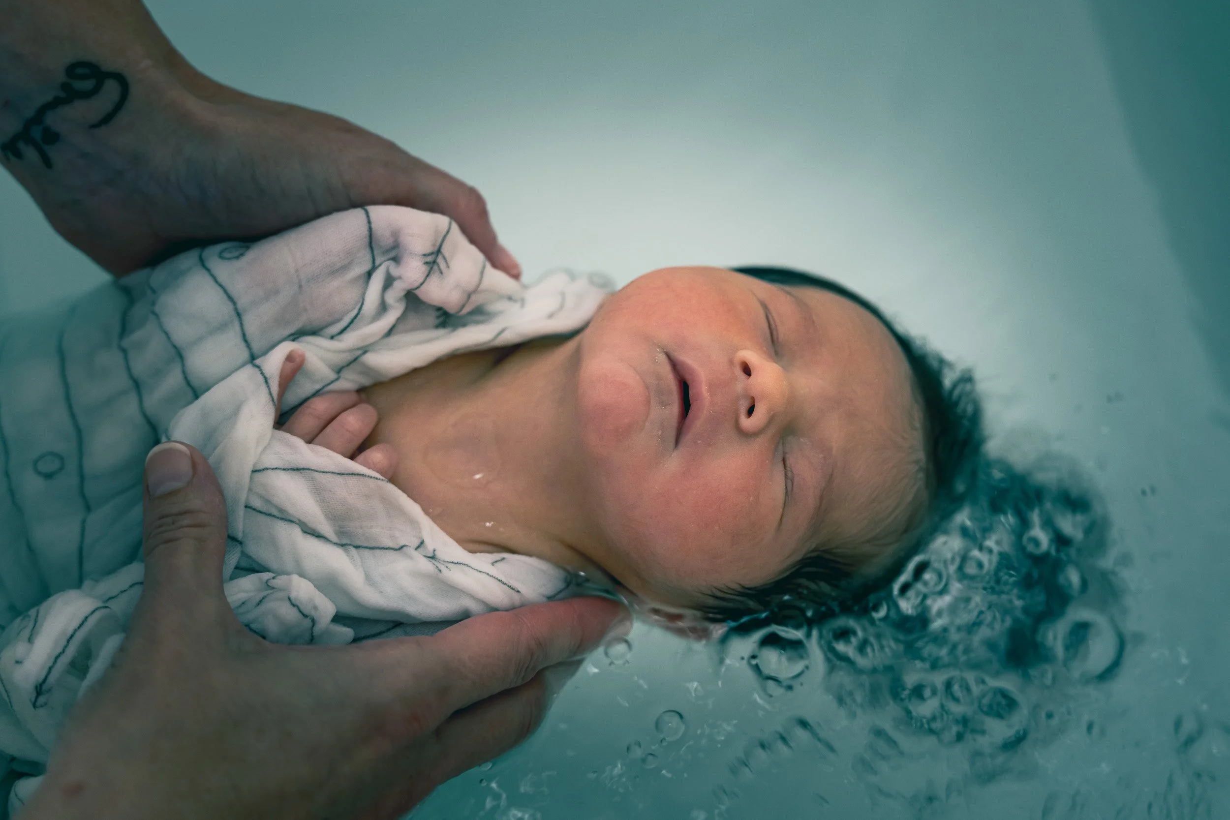 Photographe-naissance-clinique-grangette-geneve-4