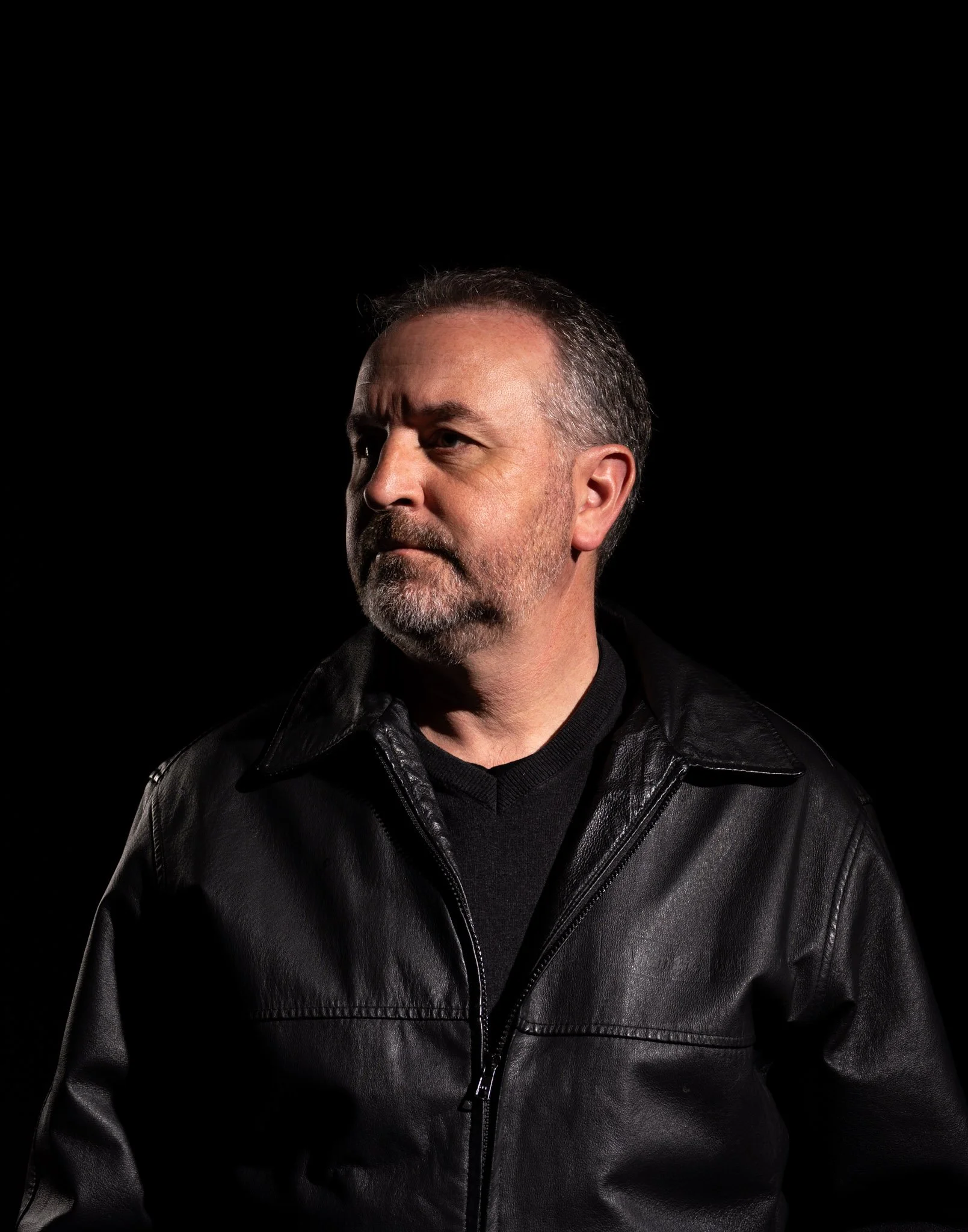 geoff-studio-portrait-2.jpg