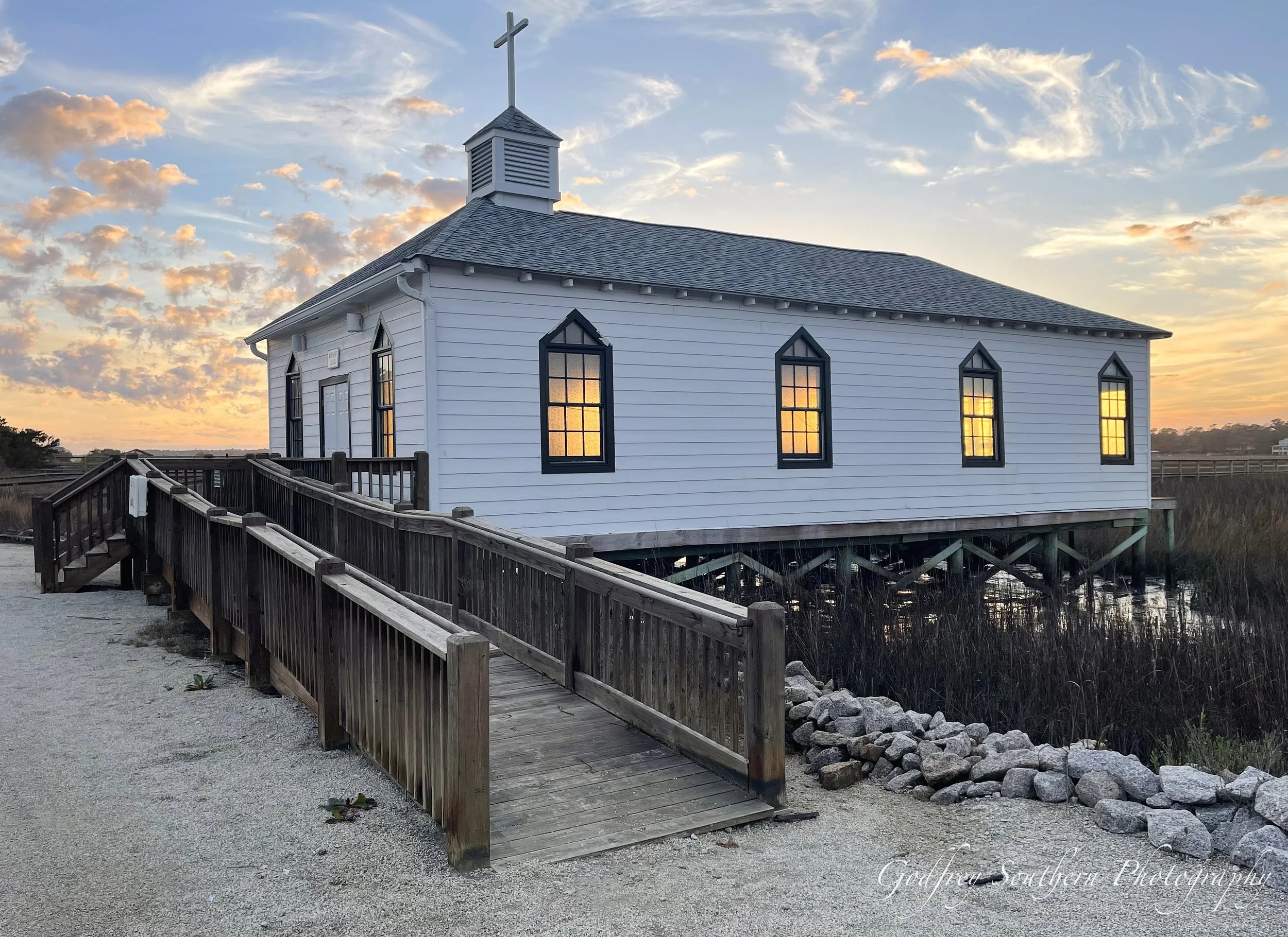 Pauley's Island Church.jpg
