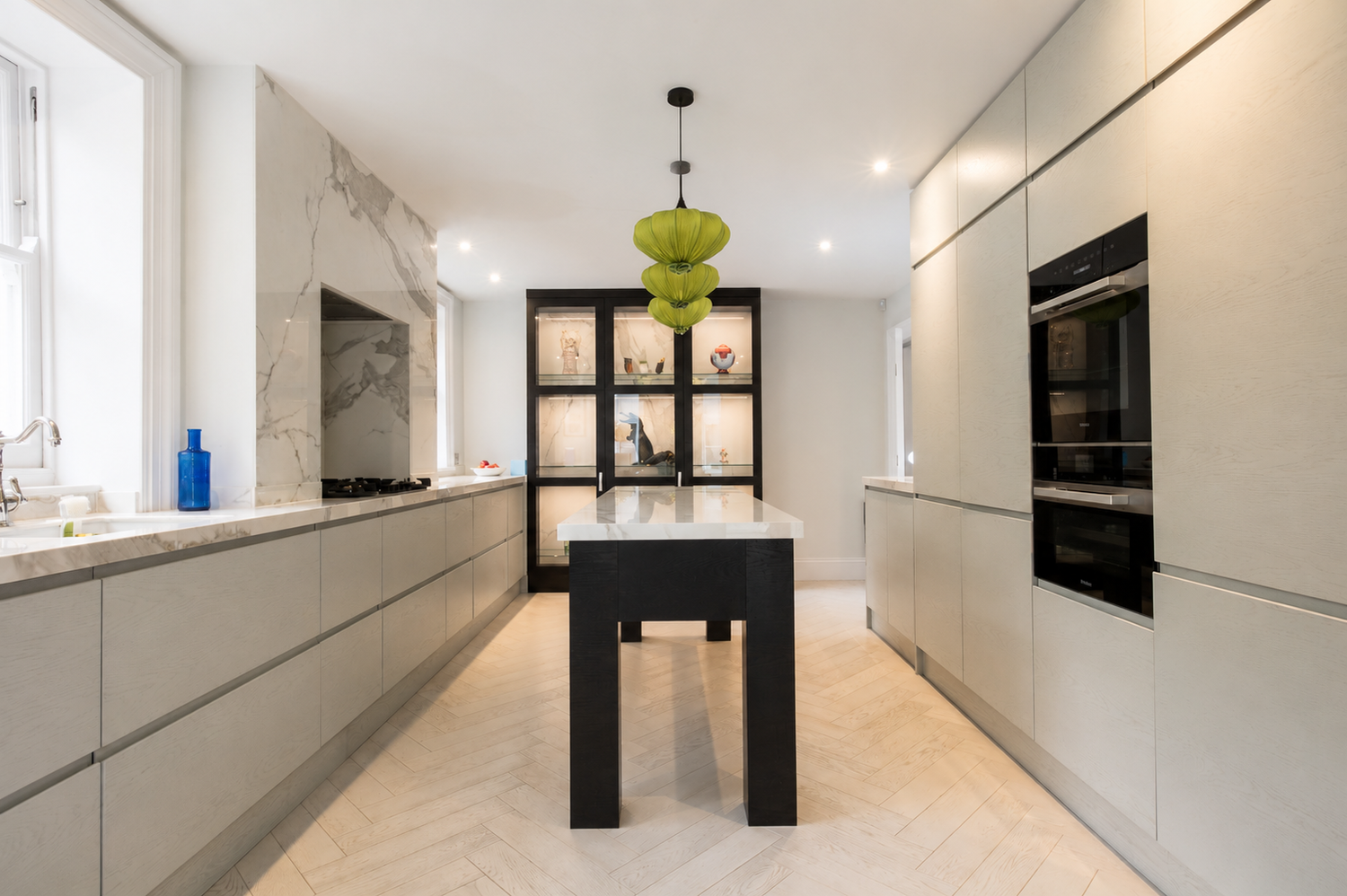 Totteridge Common bespoke kitchen by Square Peg Designs, North London