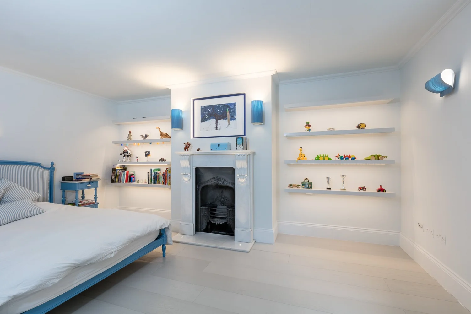 Bespoke alcove units by Square Peg Designs in a London home