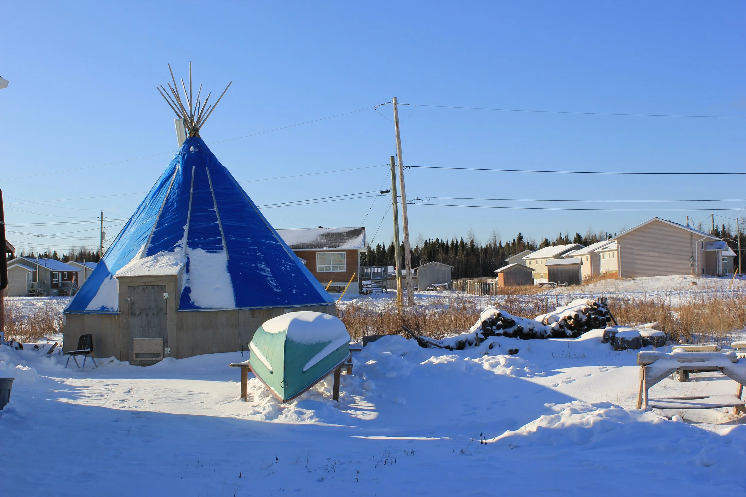 Tipi and canoe, Moose Factory, Northern Ontario, December 2011. Photograph by Frances Wilkins. 