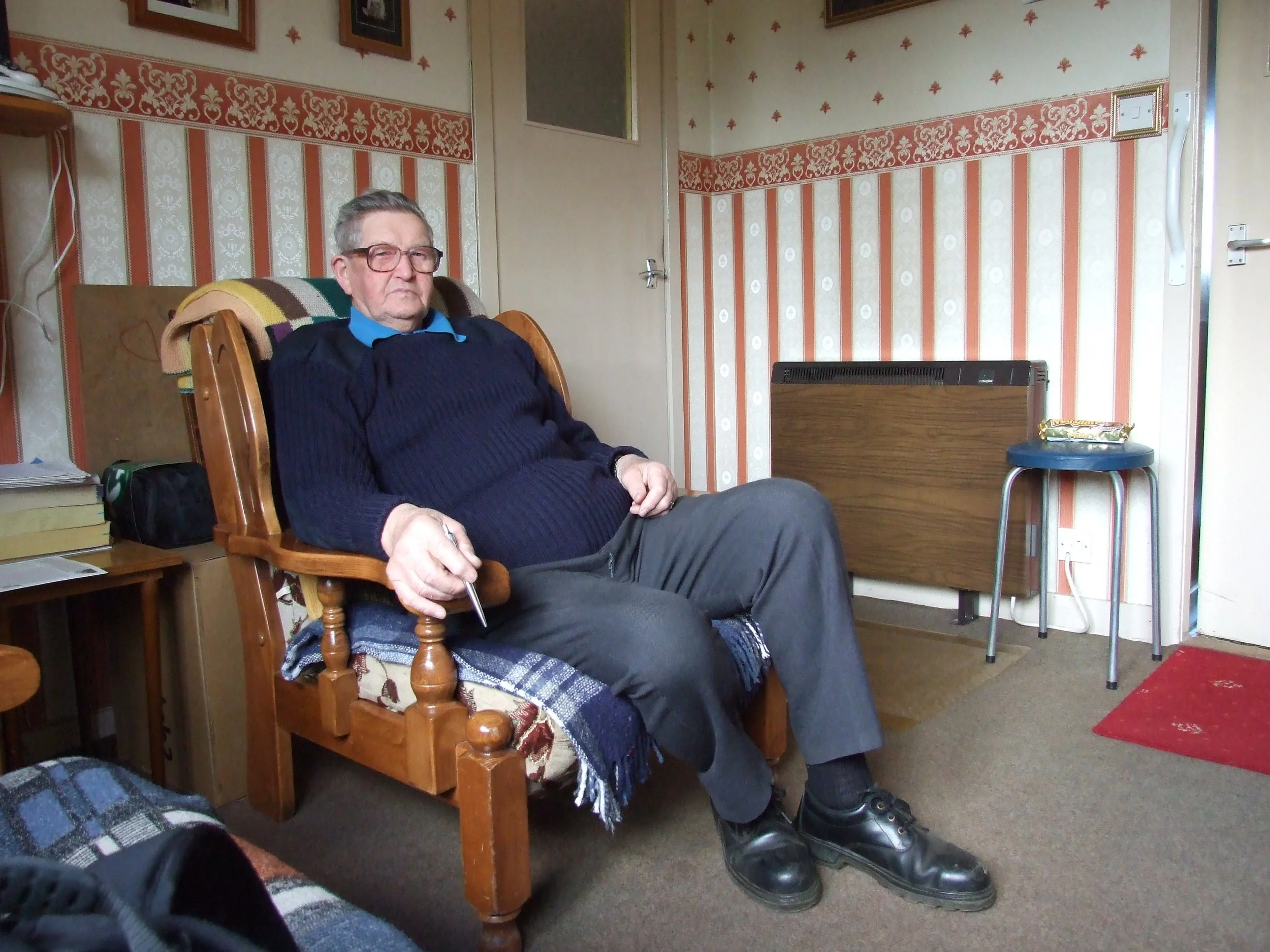 Jim Robertson, North Roe, Shetland, May 2007. Photograph by Frances Wilkins.